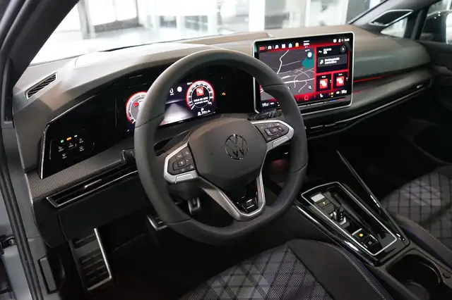 Volkswagen Golf view 12