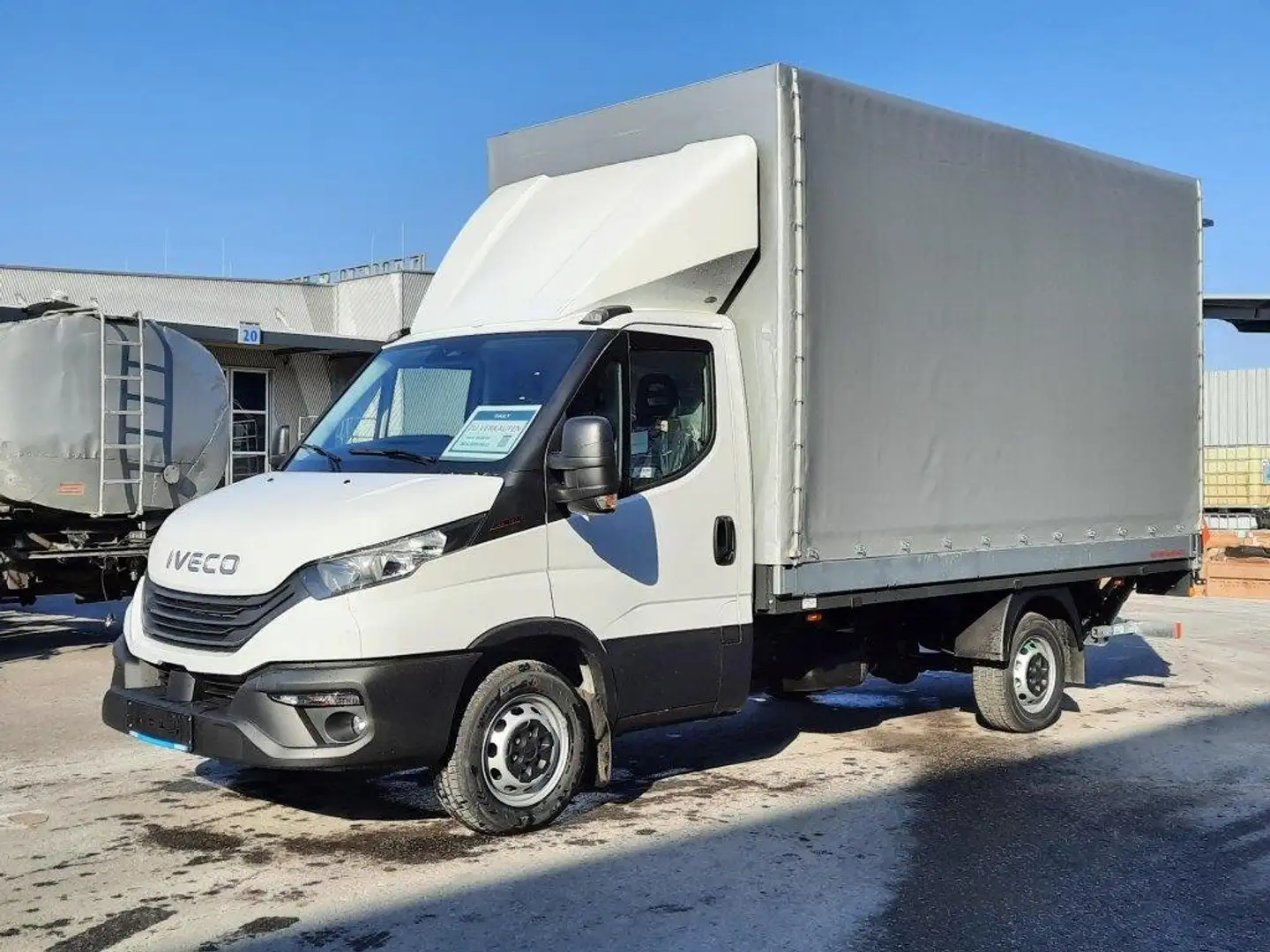 Iveco Daily *160PS* ~3.0lt.Motor~ Pritsche Plane Ladebordwand Weiß - 1