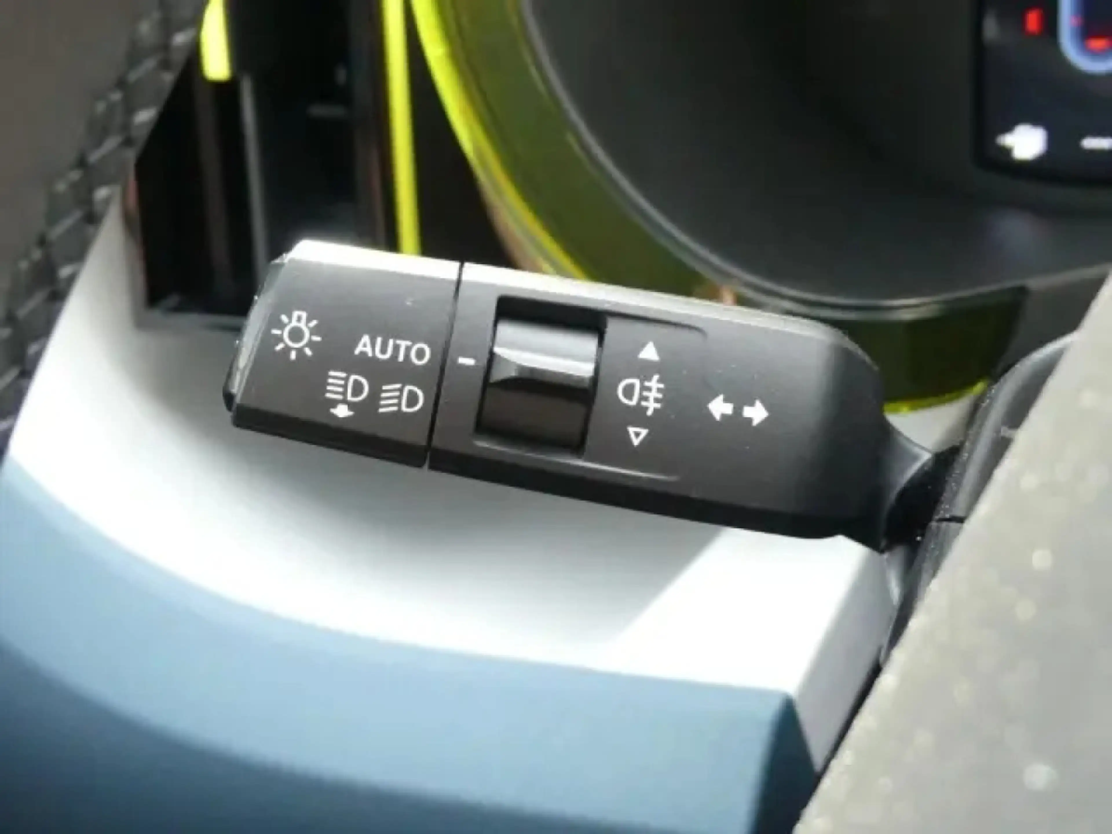 Fiat Grande Panda HYBRID LA PRIMA 1.2 — photo 15