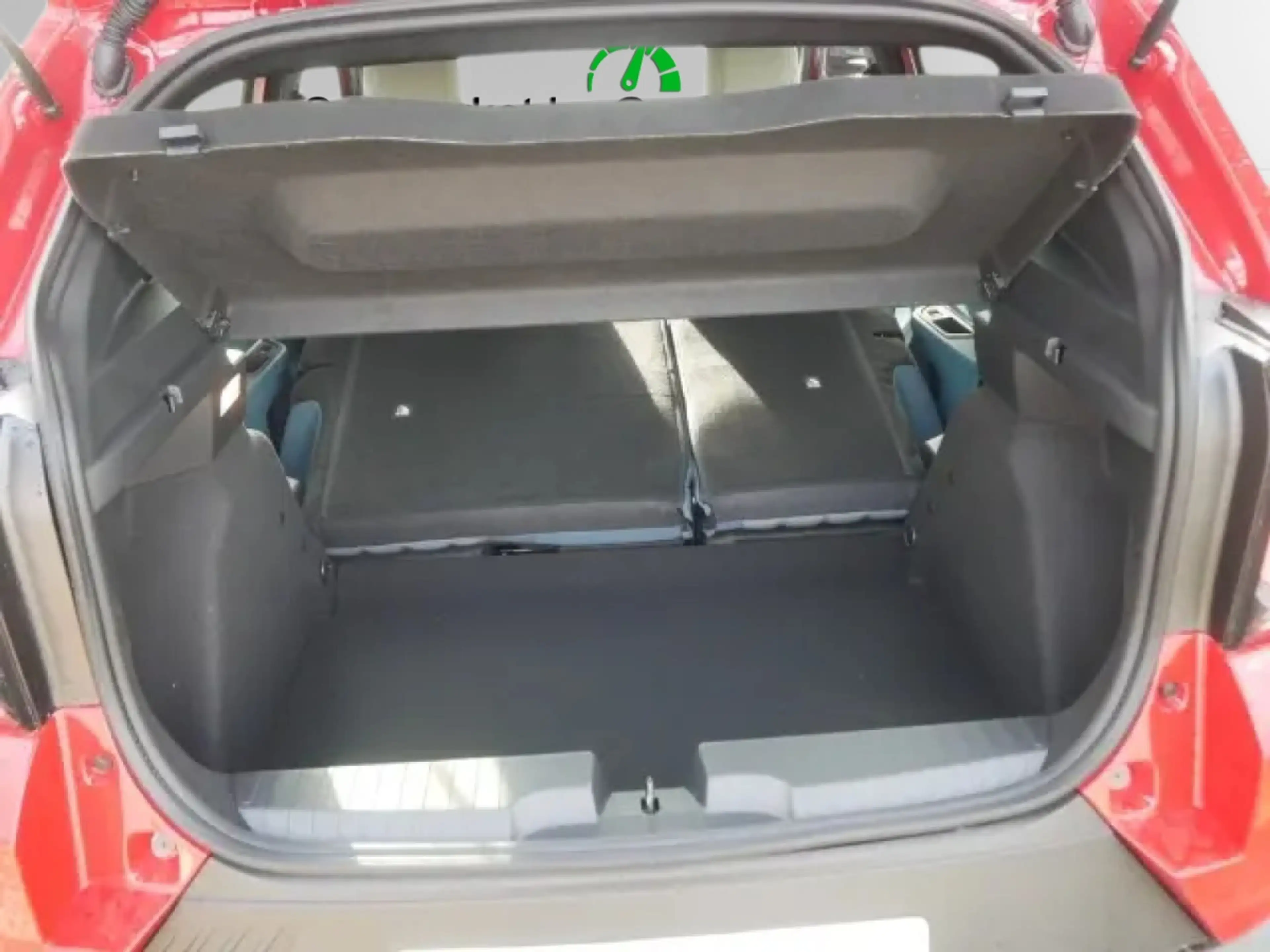 Fiat Grande Panda HYBRID LA PRIMA 1.2 — photo 9