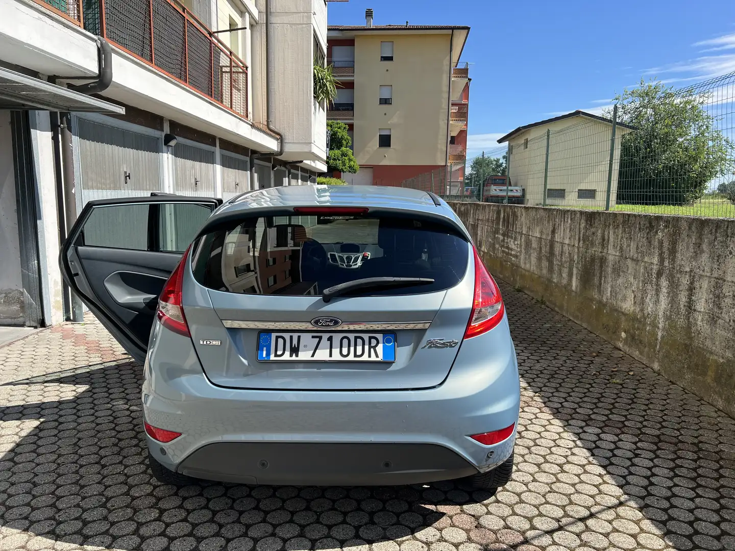 Ford Fiesta 5p 1.4 tdci Titanium - 2