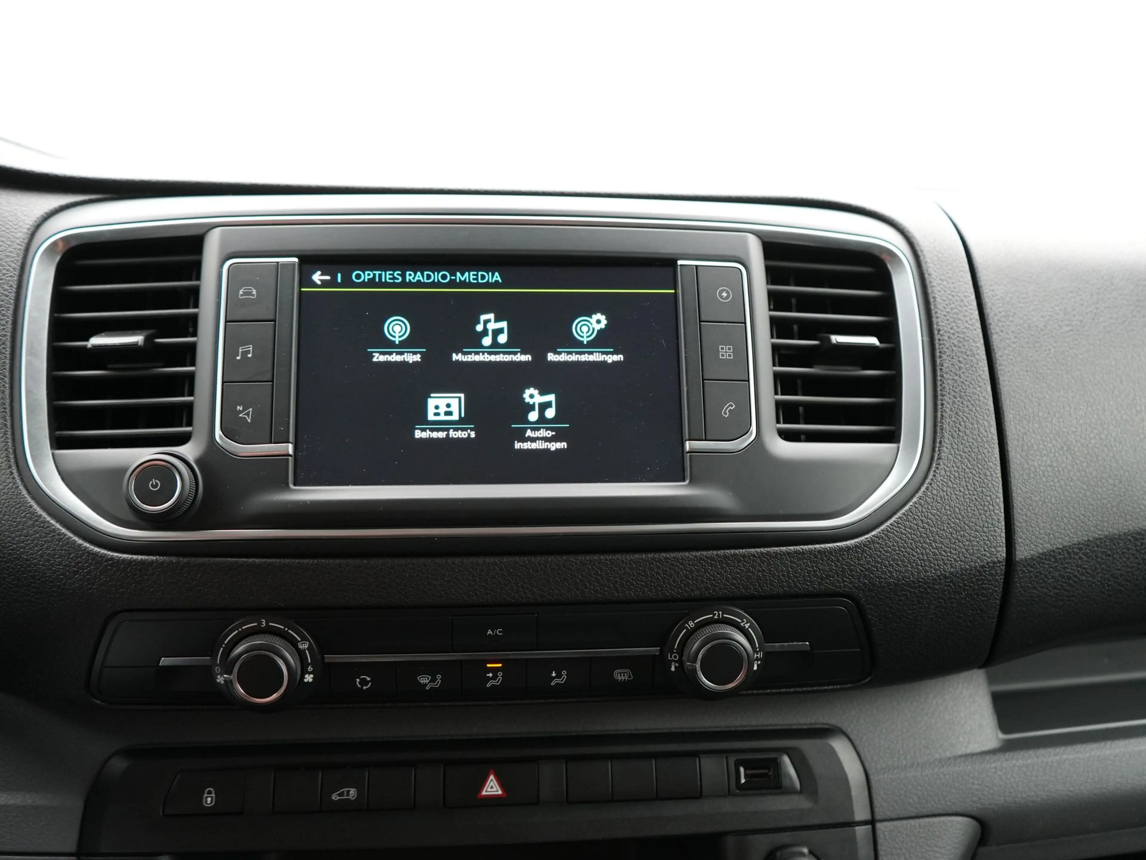 Peugeot e-Expert Standard Premium 75 kWh incl trekhaak 100Kw, Wltp — photo 12