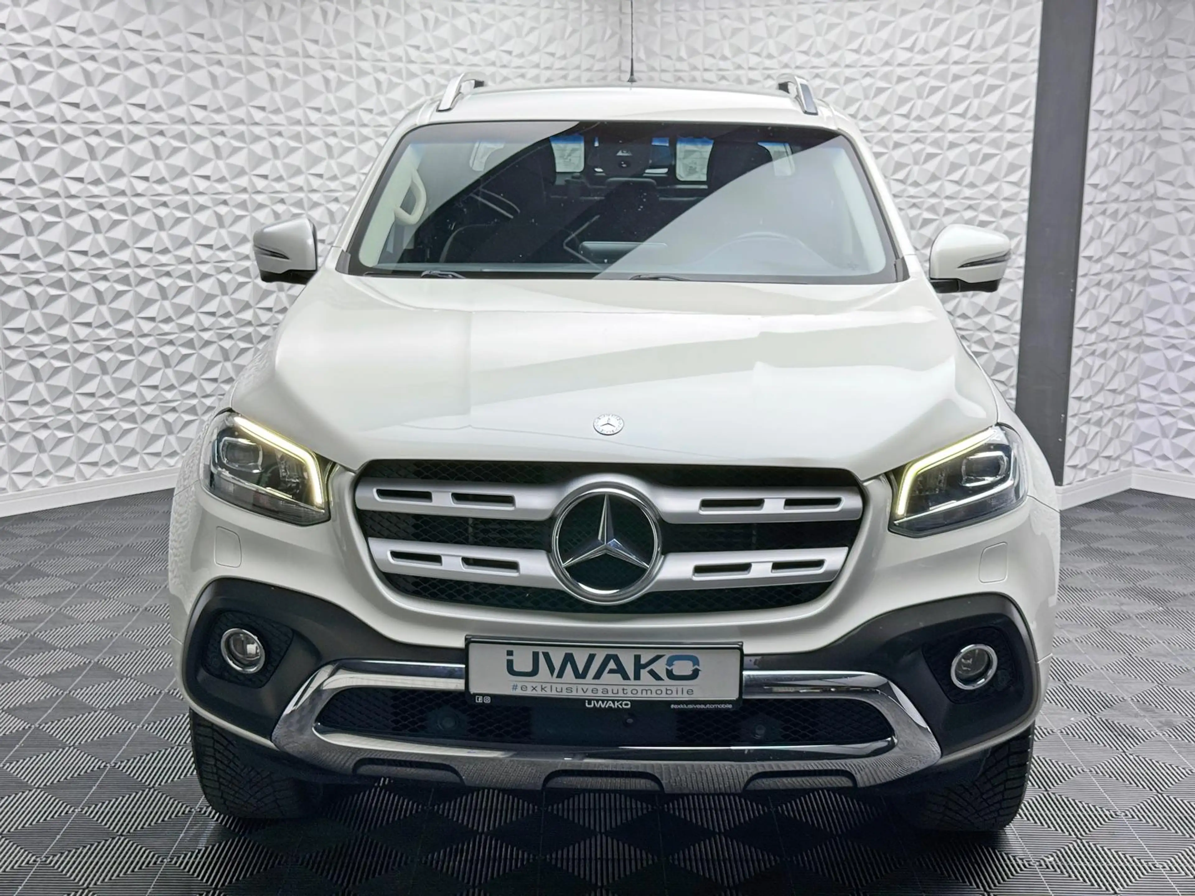 Mercedes-Benz X 350 d POWER-EDITION/4MATIC/LED/KEYLES/360°/AHK — photo 6