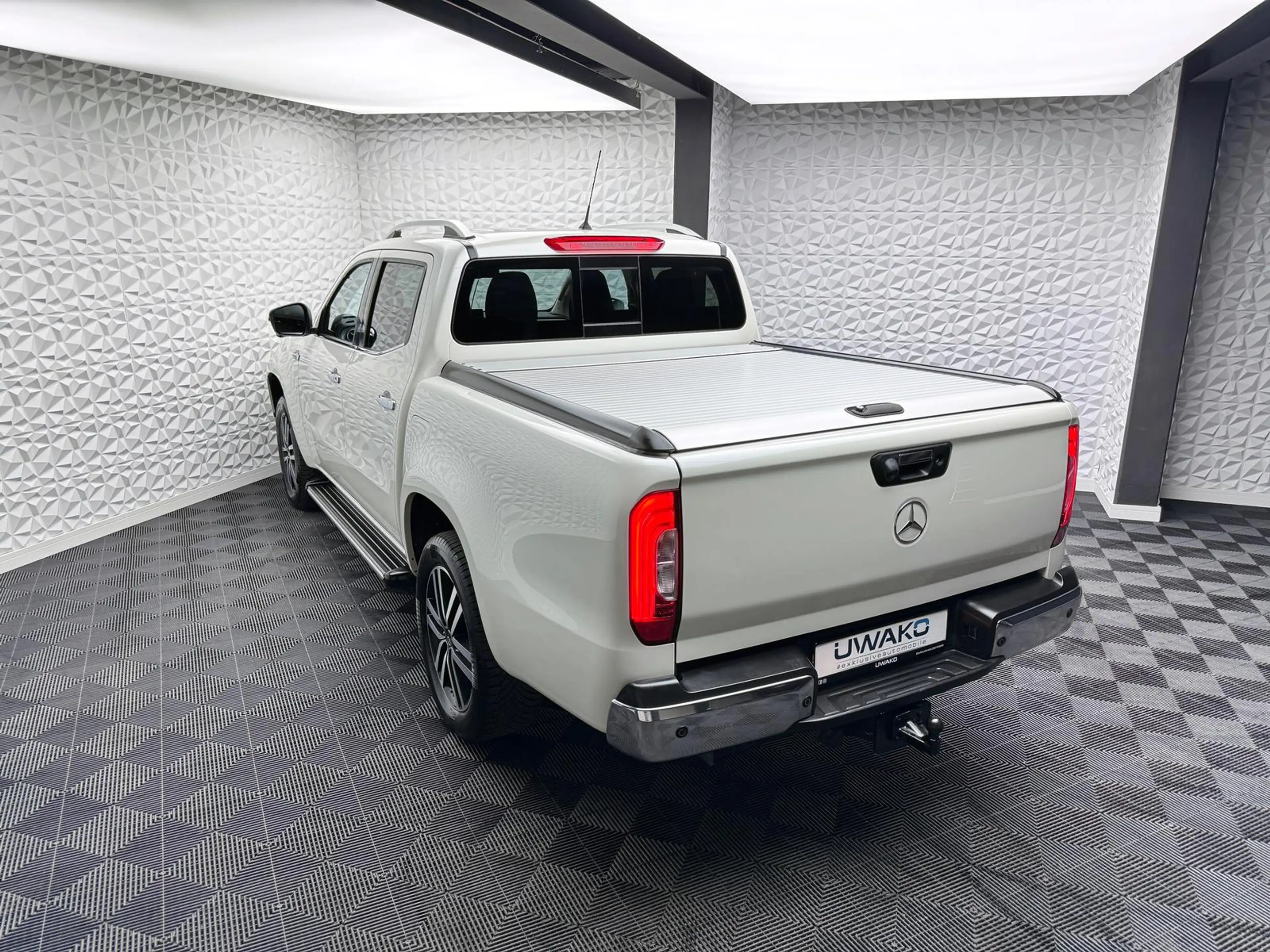 Mercedes-Benz X 350 d POWER-EDITION/4MATIC/LED/KEYLES/360°/AHK — photo 14