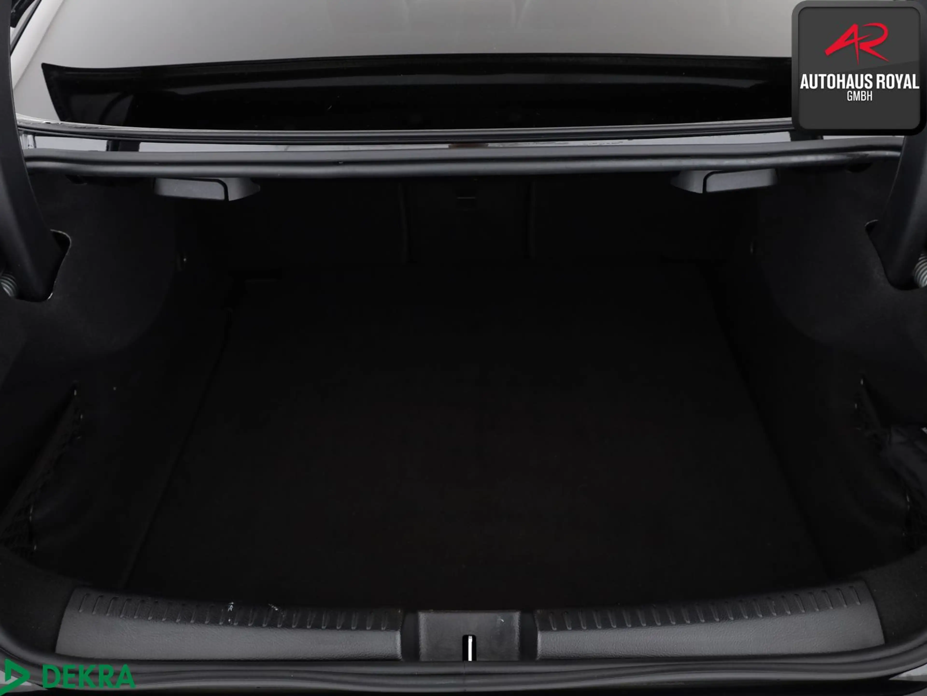 Mercedes-Benz CLA 35 AMG Coupe 4M MULTIBEAM,KEYLESS,360°,1.HD — photo 13