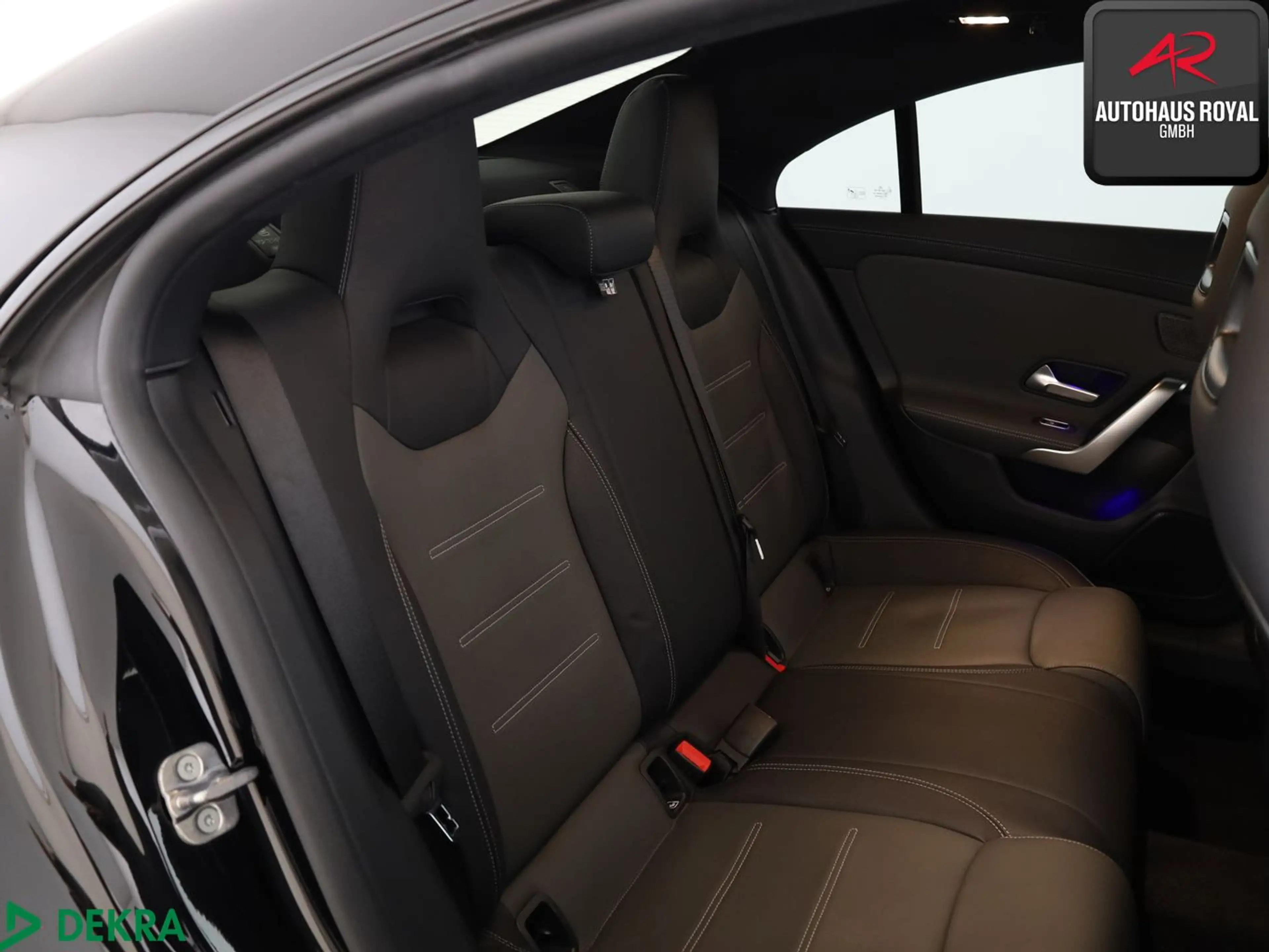 Mercedes-Benz CLA 35 AMG Coupe 4M MULTIBEAM,KEYLESS,360°,1.HD — photo 12