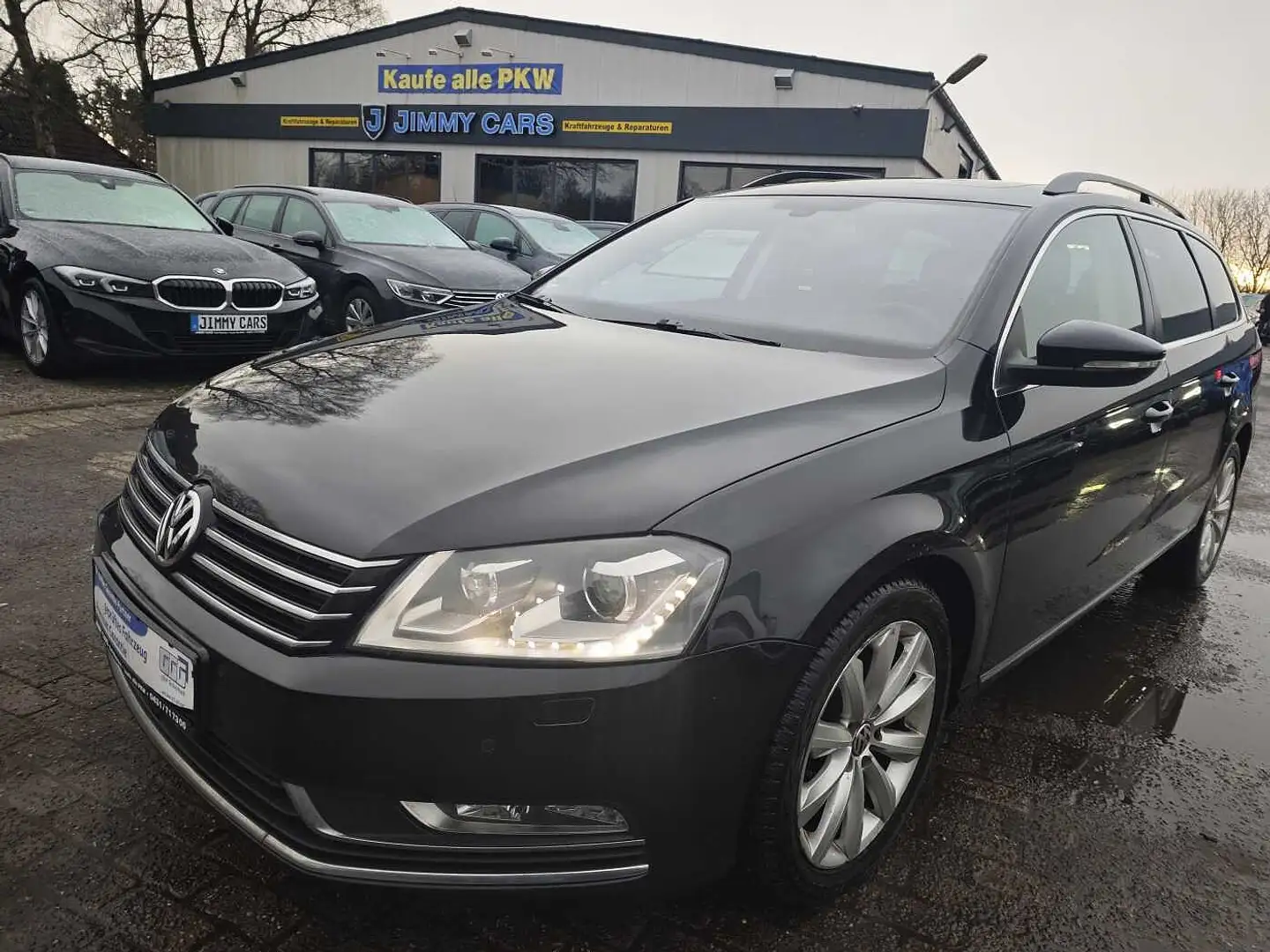 Volkswagen Passat Variant Diesel 2.0 TDI DSG BlueMotion Technology Comfortli Schwarz - 1