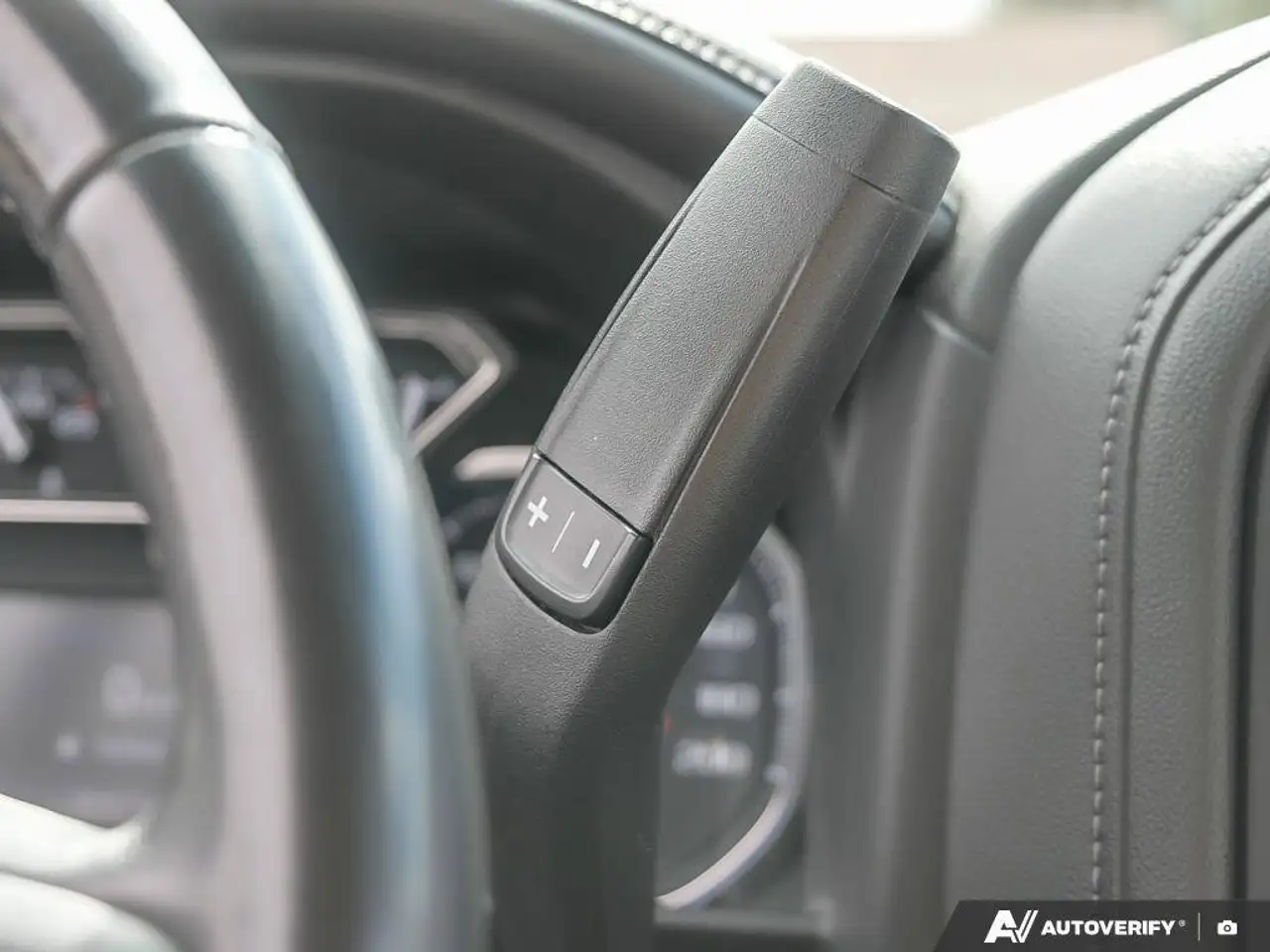 GMC Sierra 2500HD снимка GMC Sierra 2500HD