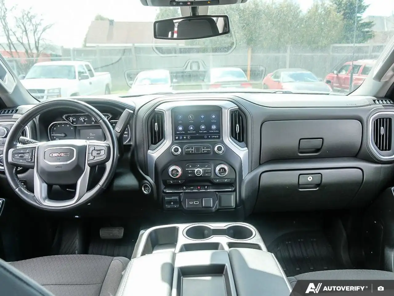 GMC Sierra 2500HD снимка GMC Sierra 2500HD