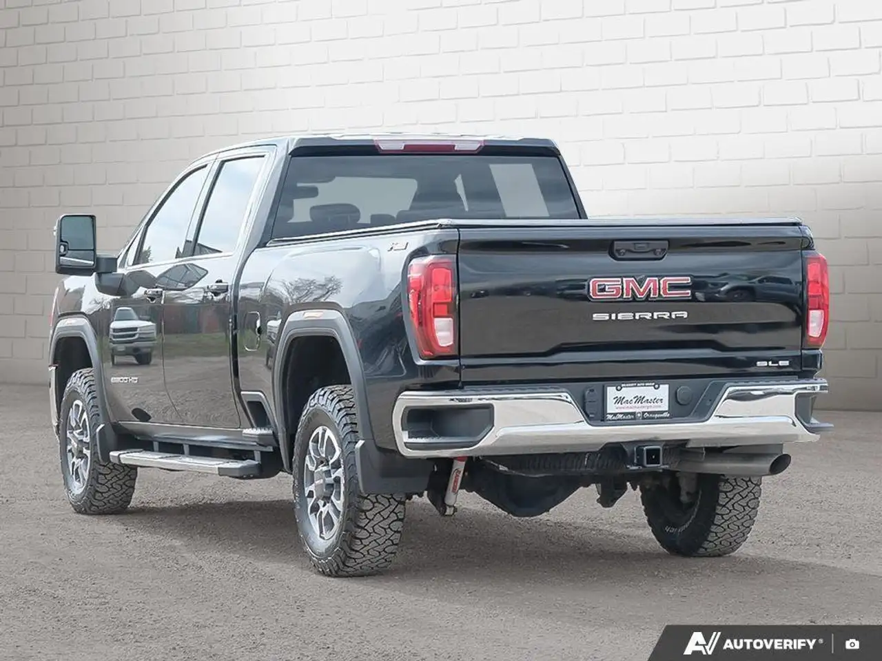GMC Sierra 2500HD снимка GMC Sierra 2500HD