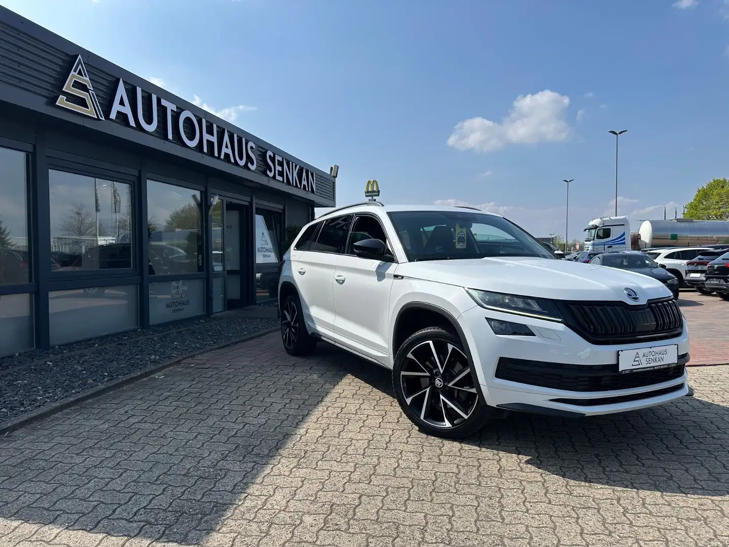 Skoda Kodiaq Sportline 4x4*STANDH*R-CAM*20"ALU Blanc - 1