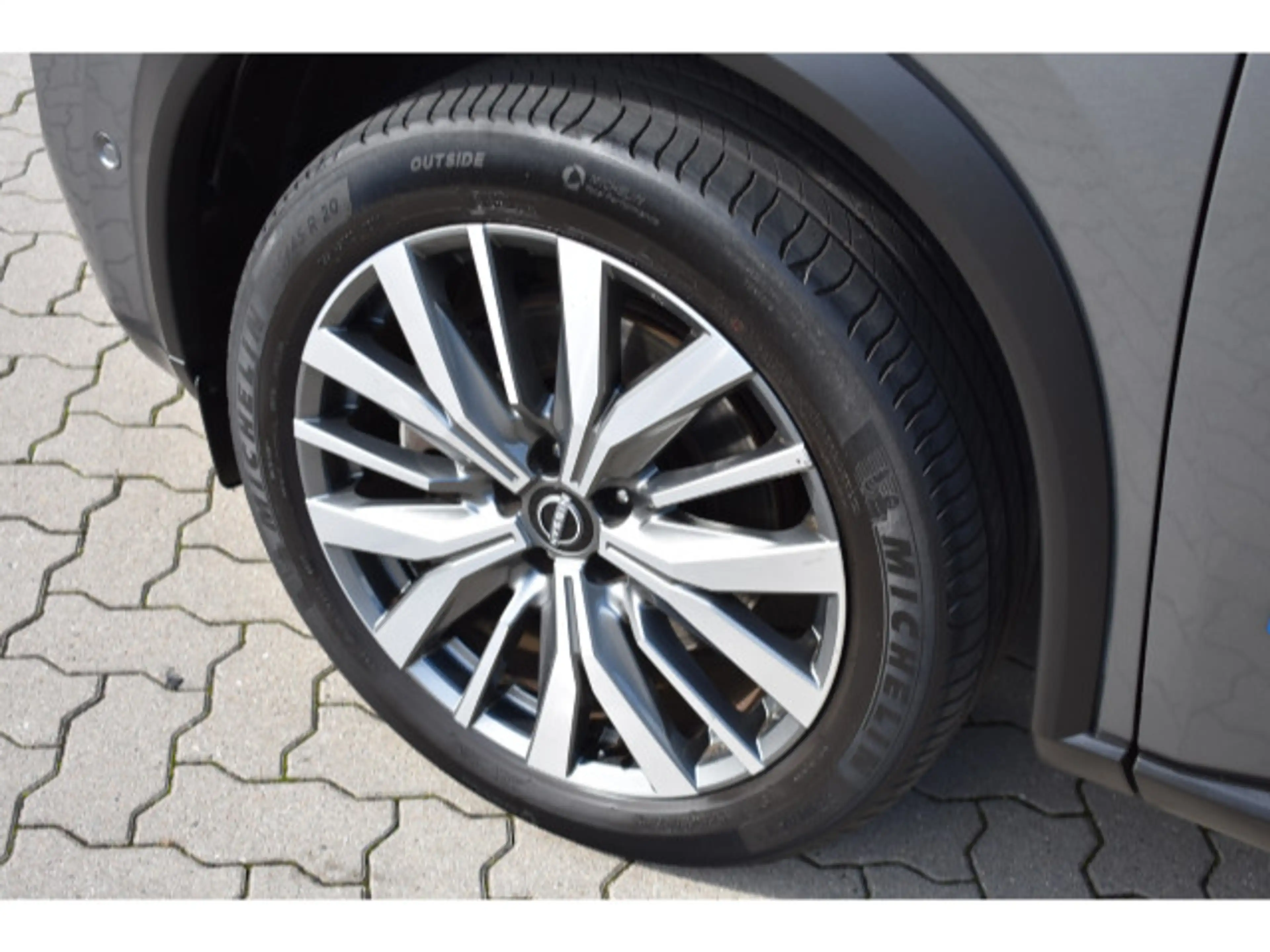Nissan X-Trail e-Power e-4orce Tekna+ AHK Gestepptes Pr — photo 12