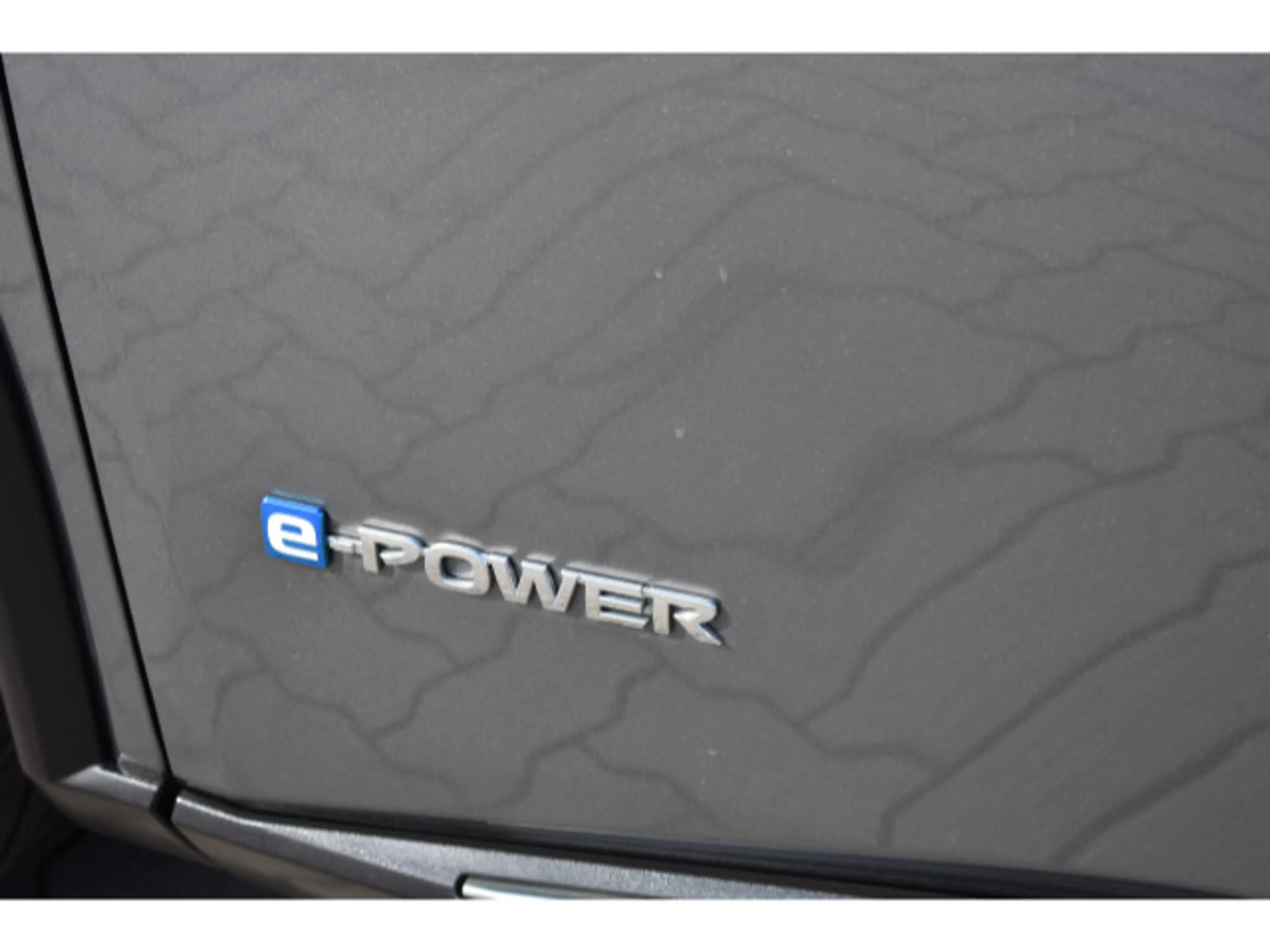 Nissan X-Trail e-Power e-4orce Tekna+ AHK Gestepptes Pr — photo 13