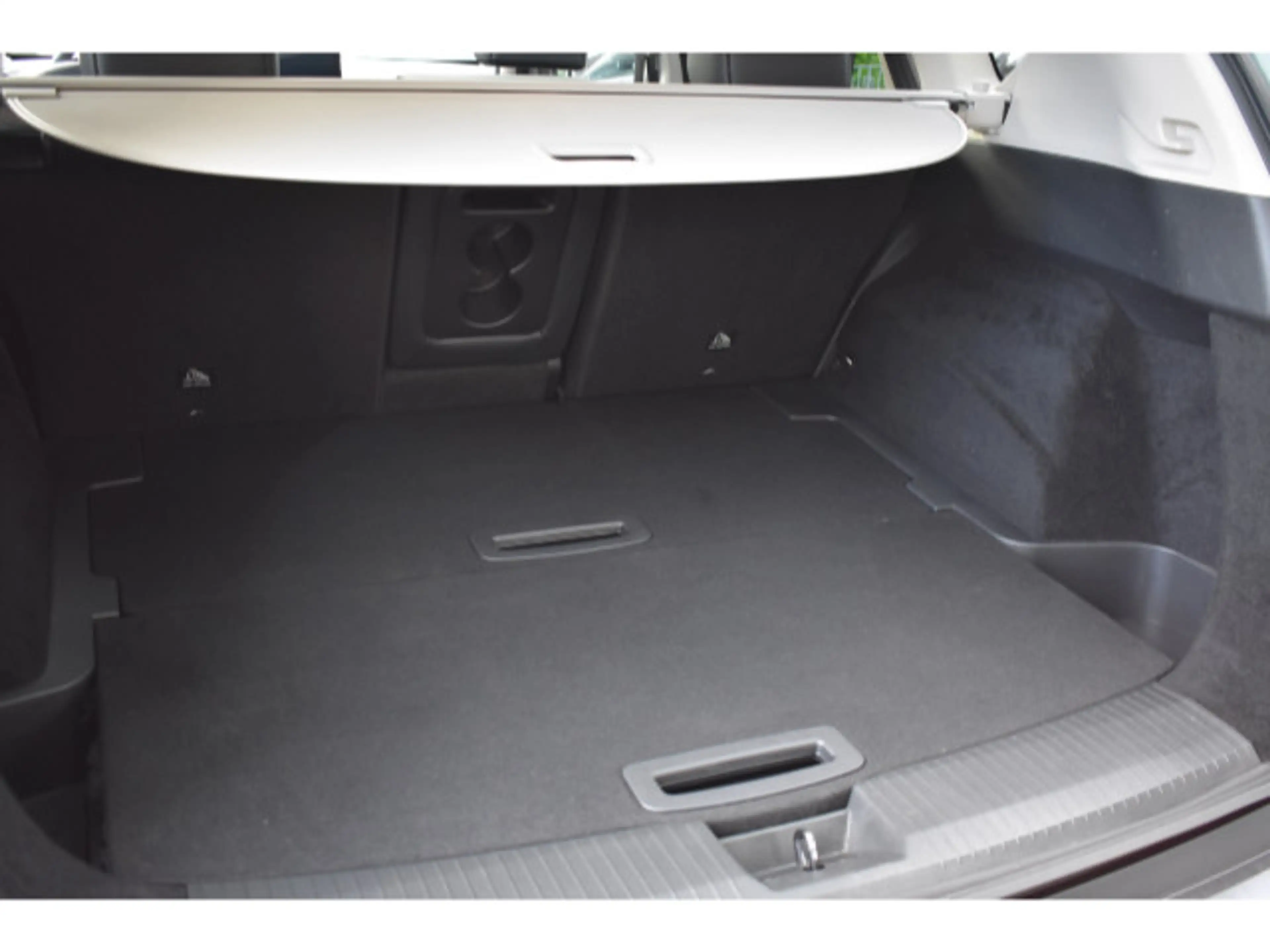 Nissan X-Trail e-Power e-4orce Tekna+ AHK Gestepptes Pr — photo 10