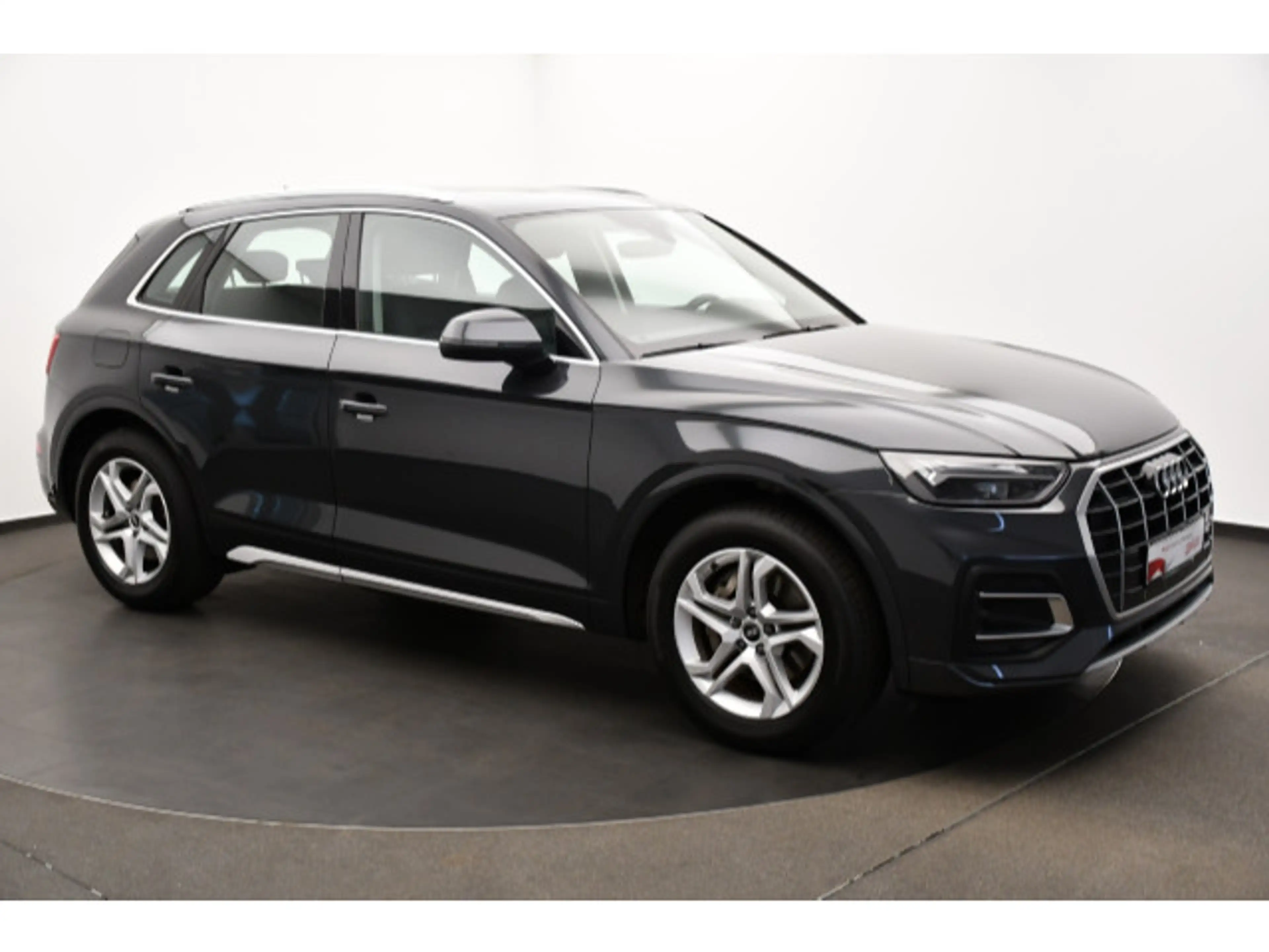 Audi Q5 30TDI S-tronic advanced PANO/LEDER/AHK/NAVI — photo 14
