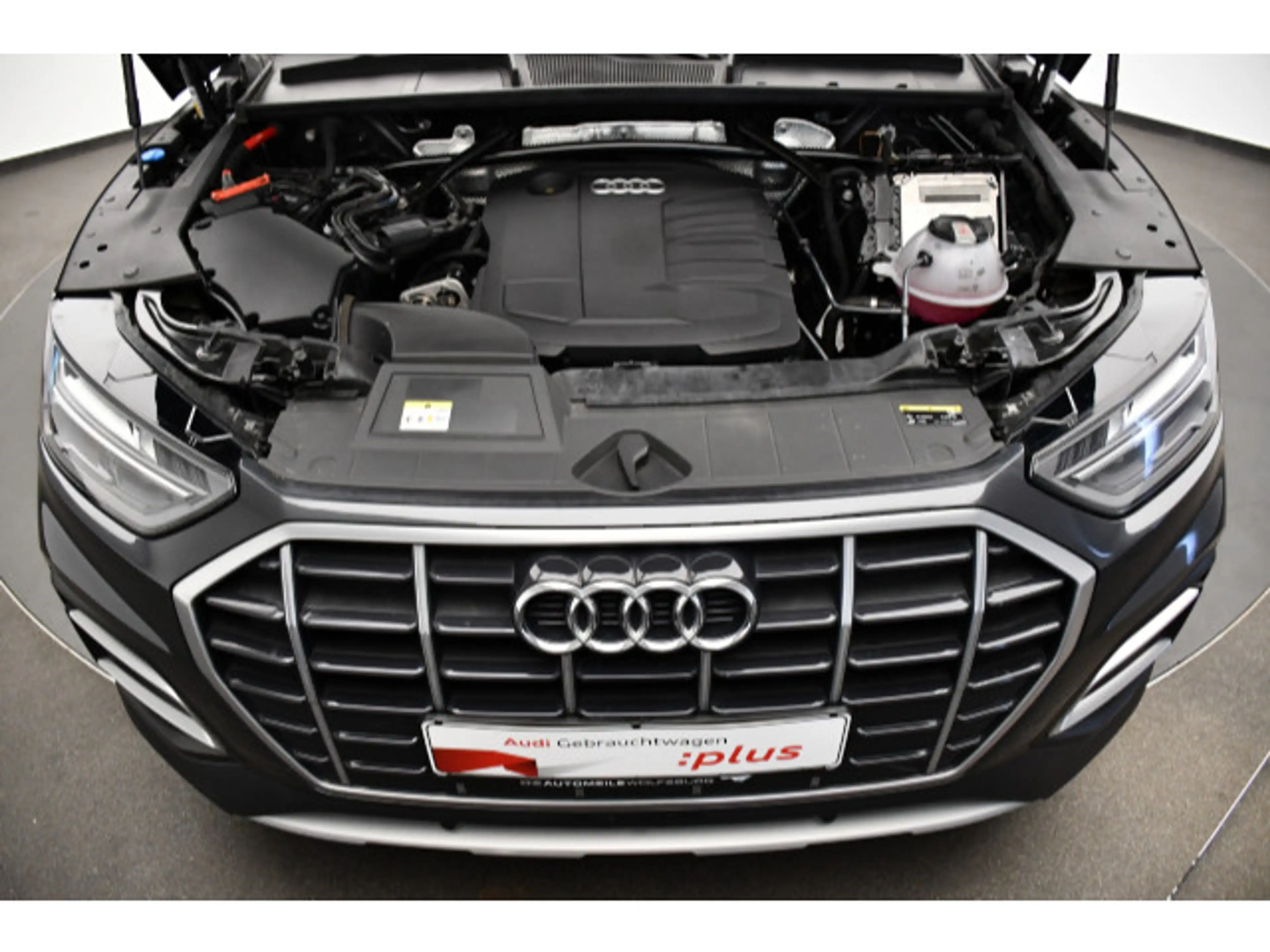 Audi Q5 30TDI S-tronic advanced PANO/LEDER/AHK/NAVI — photo 12
