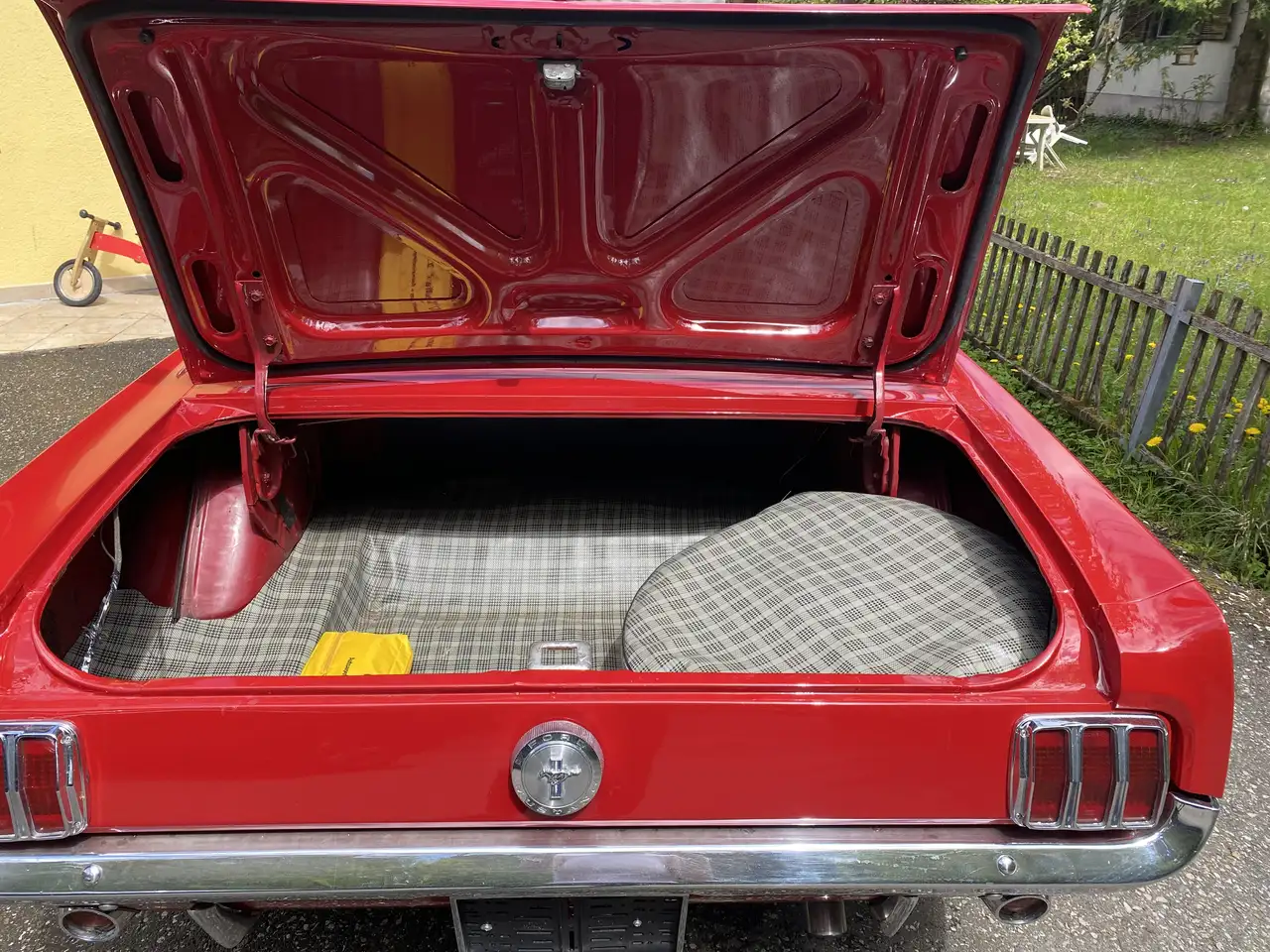 Ford Mustang Coupe, foto 12