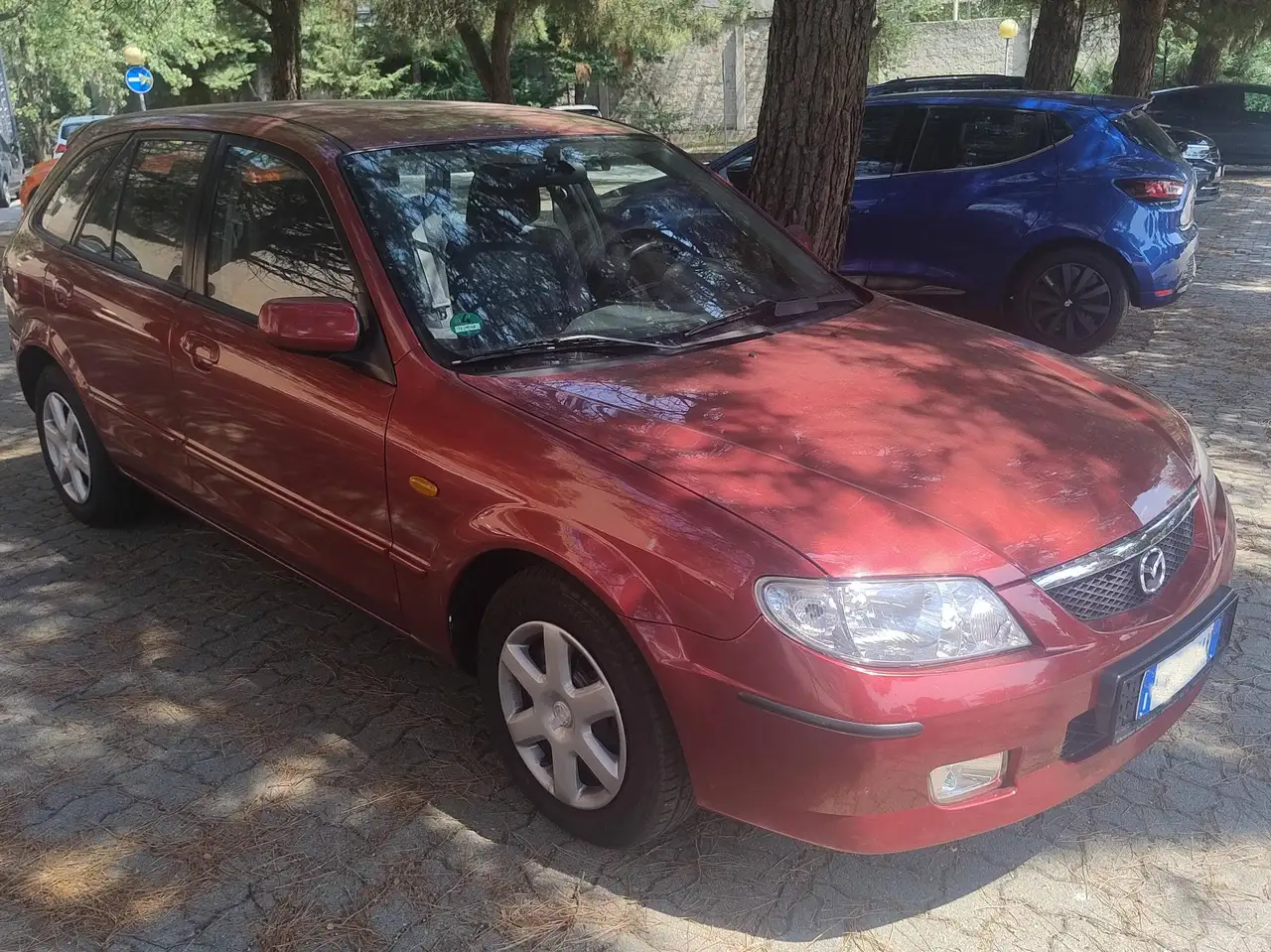 Mazda 323F 1.6 Exclusive C. Autom. clima ASI CRS, foto 5