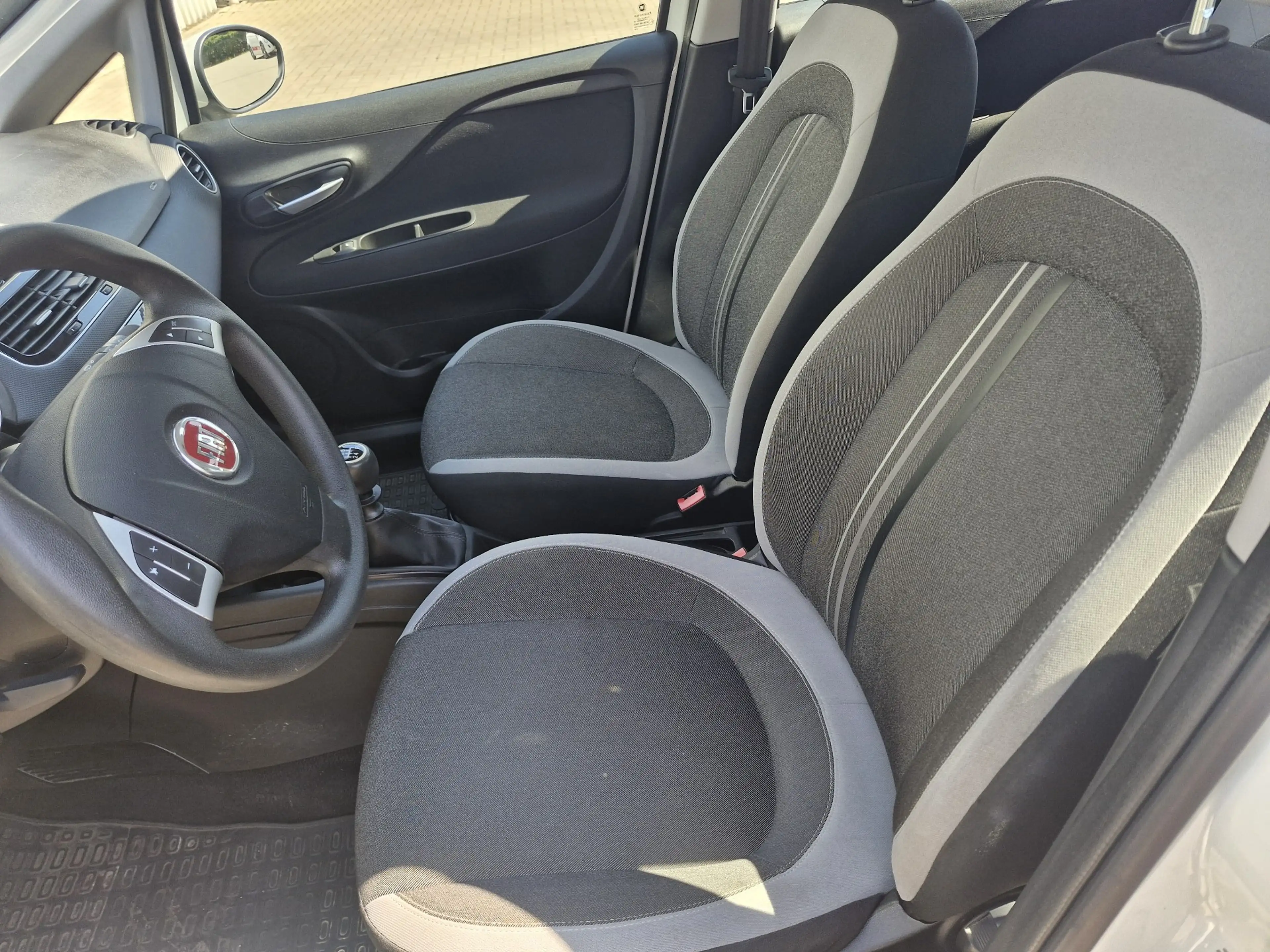 Fiat Punto Pop — photo 12
