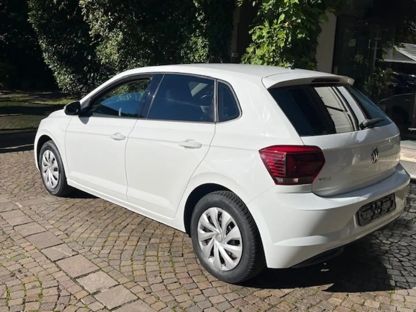 Volkswagen Polo 1.0 MPI 75 CV 5p. Comfortline Blanc - 2