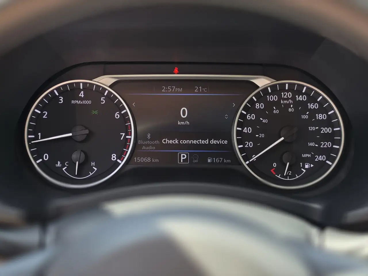Nissan Sentra снимка Nissan Sentra