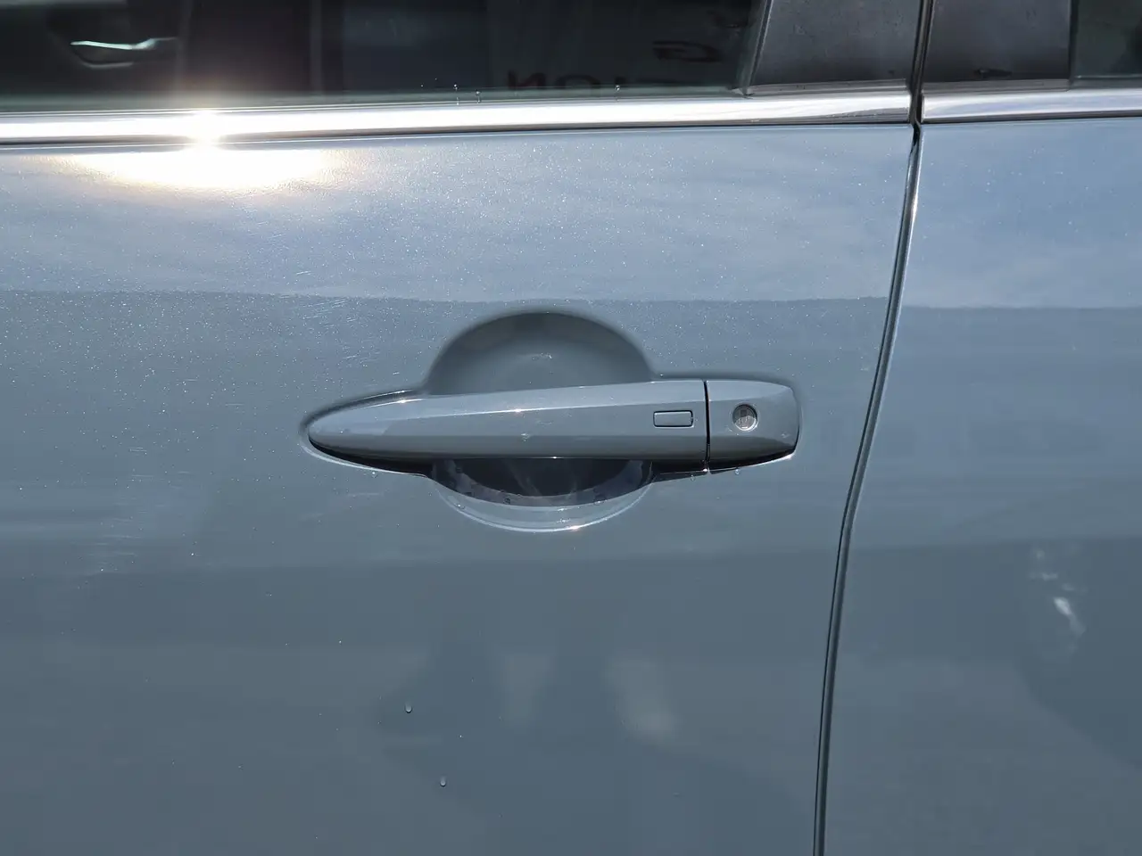 Nissan Sentra снимка Nissan Sentra