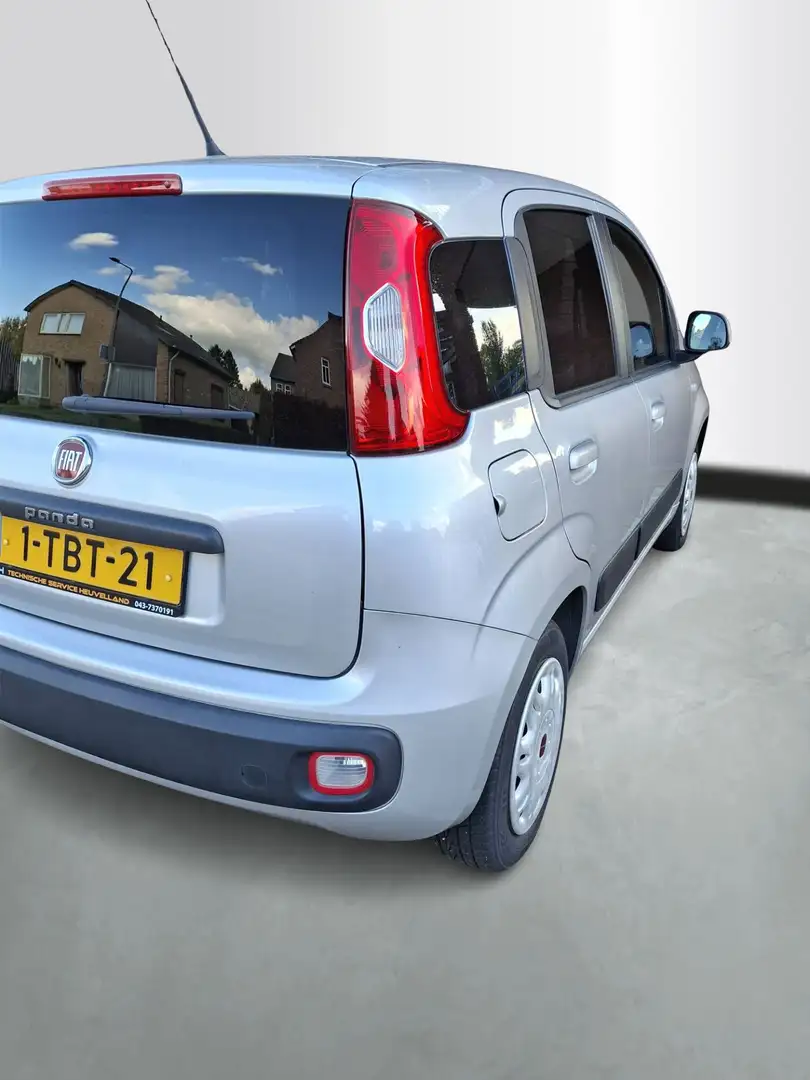 Fiat Panda 0.9 86pk TwinAir Lounge / Airco Grijs - 2