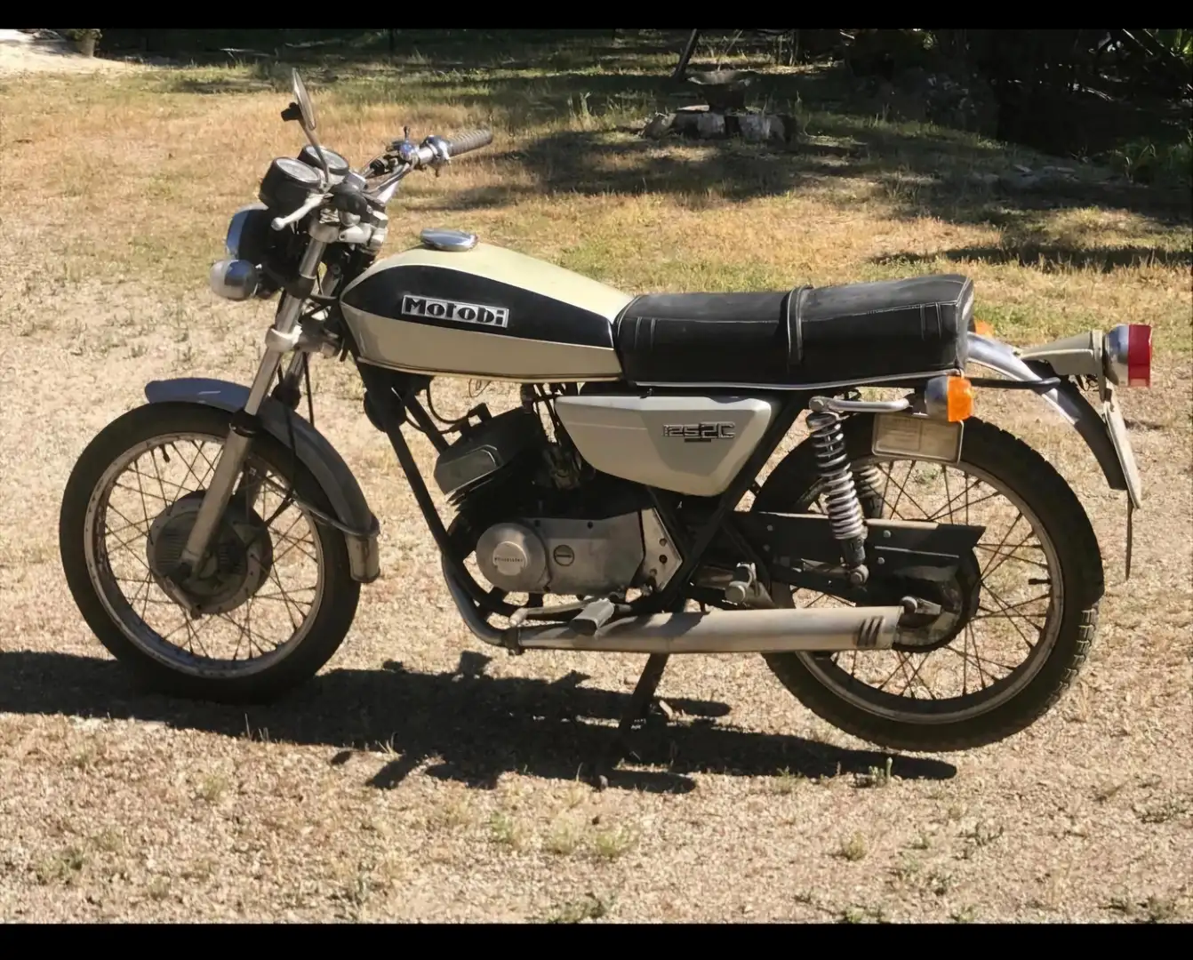 Benelli 125 2 C MotoBI Plateado - 1