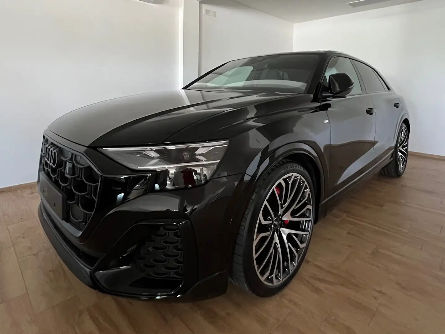 Audi Q8 50 3.0 TDI MHEV NUOVO MODELLO S-LINE EDITION Nero - 1