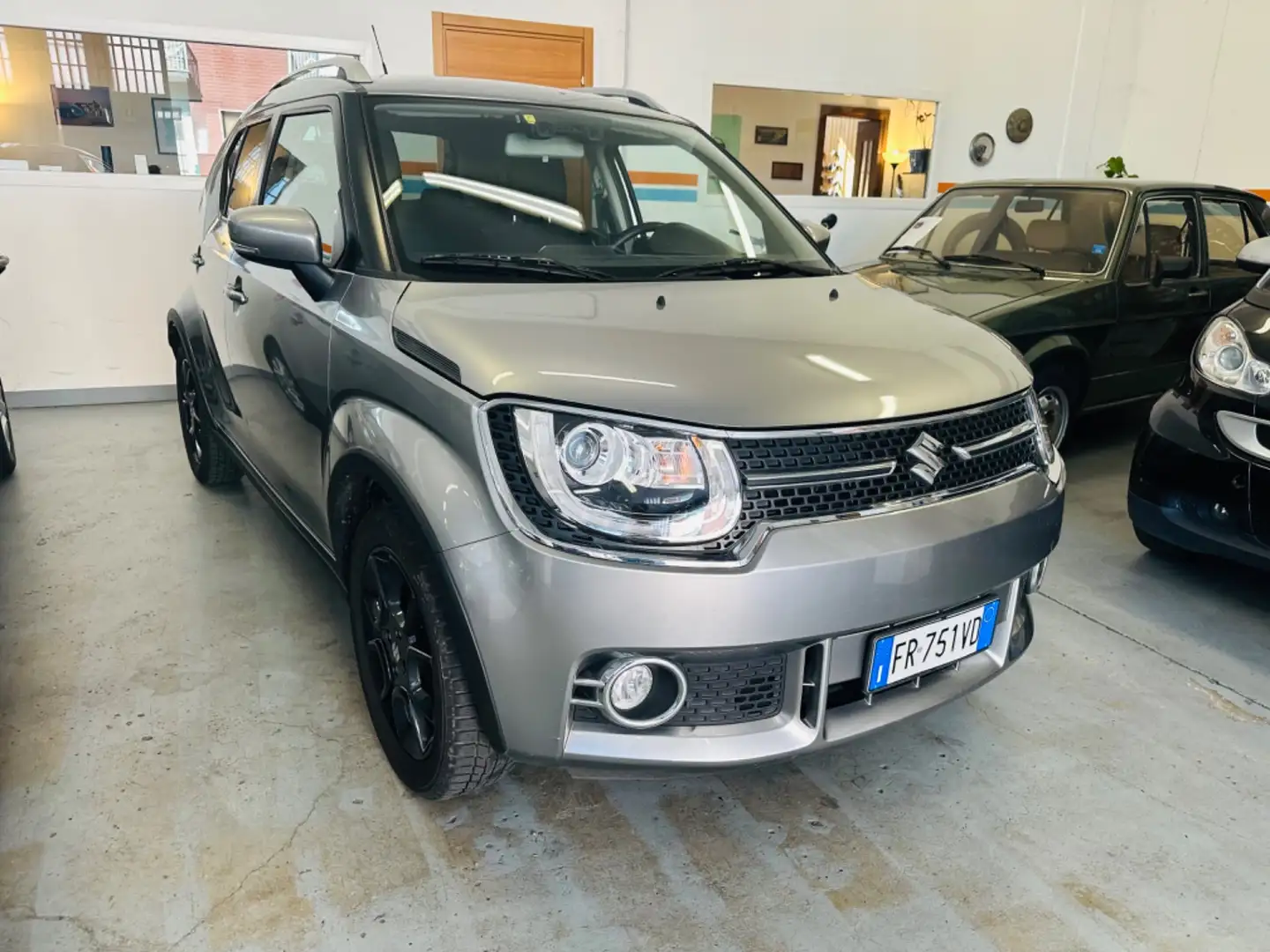 Suzuki Ignis 1.2 Hybrid Top - NO VINCOLO DI FINANZIAMENTO! Grau - 2