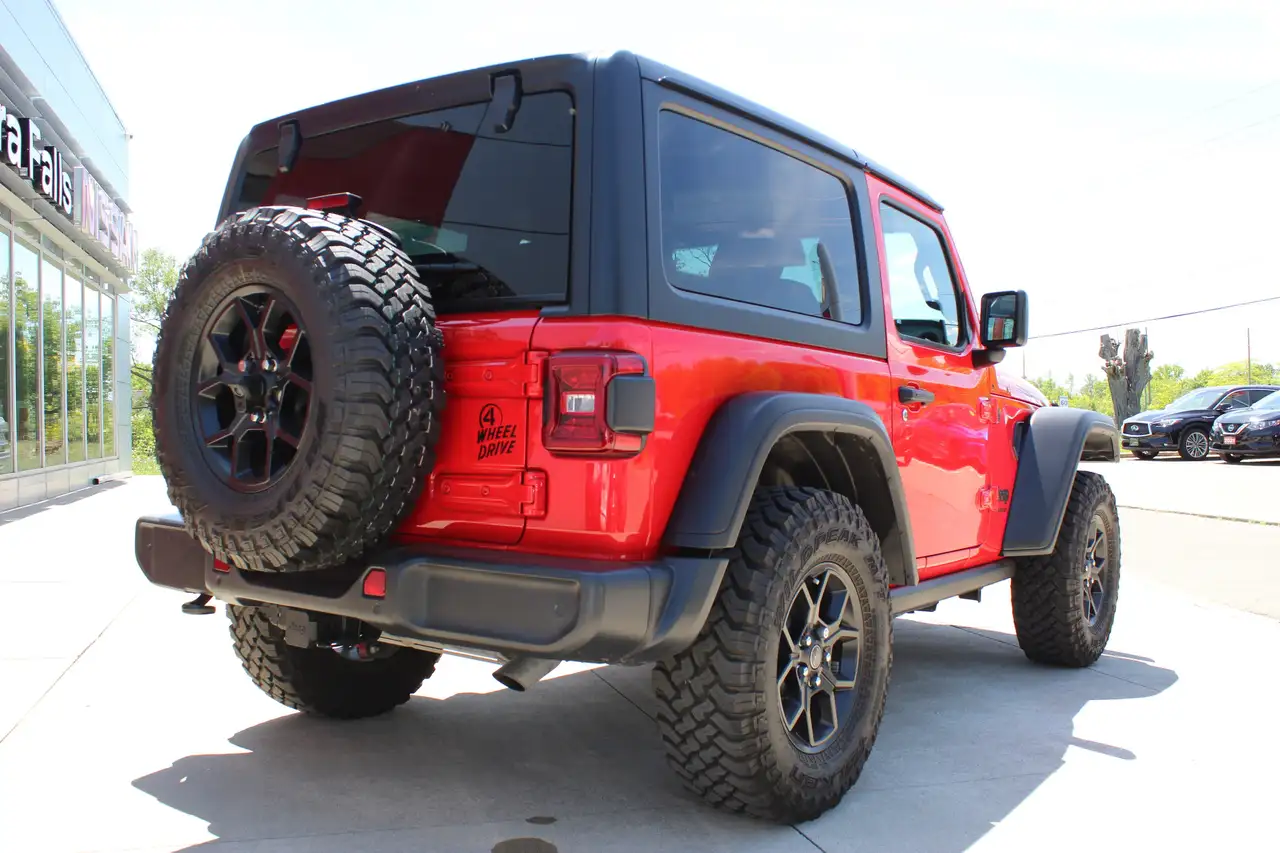 Jeep Wrangler снимка Jeep Wrangler