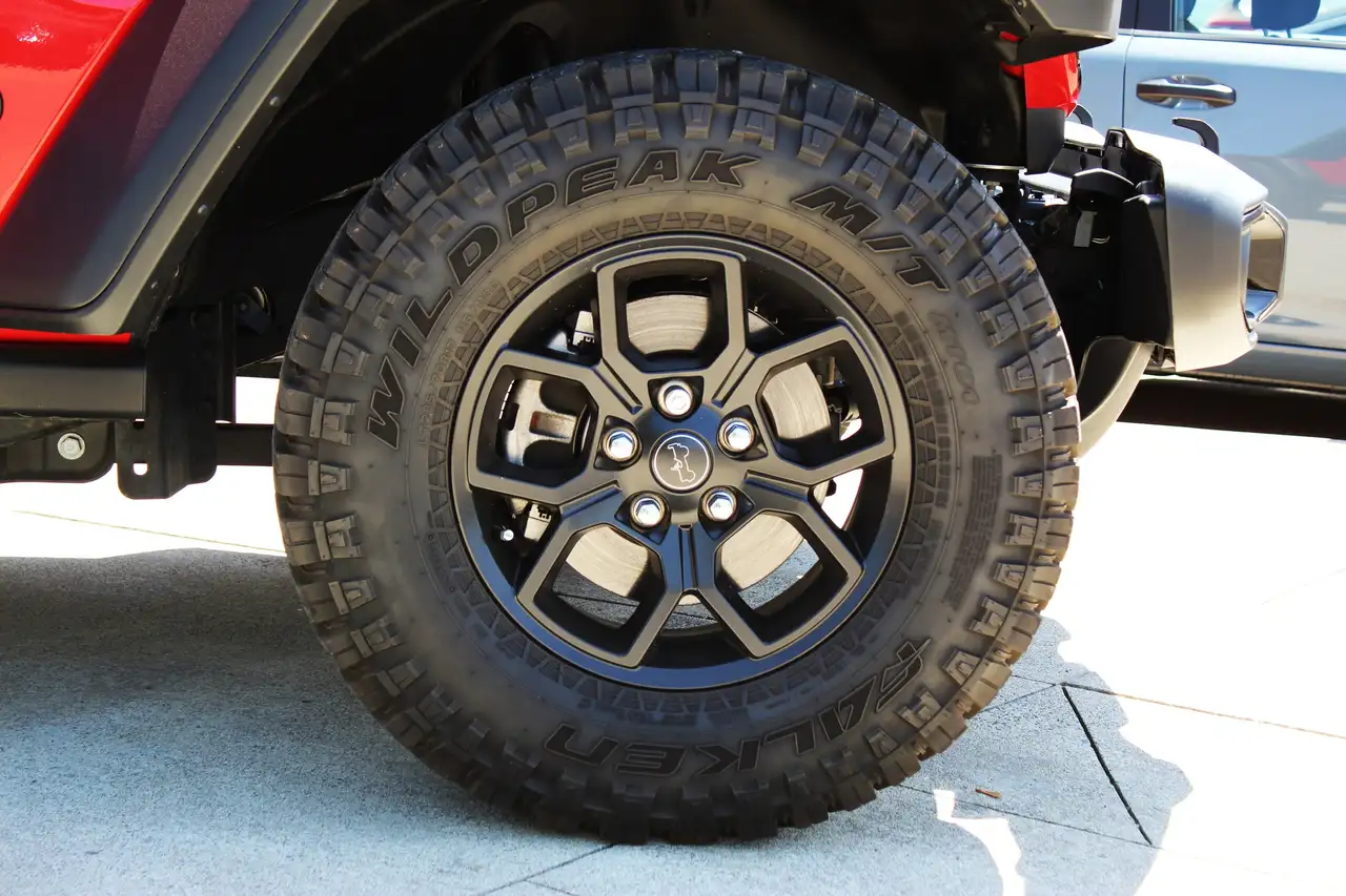 Jeep Wrangler снимка Jeep Wrangler