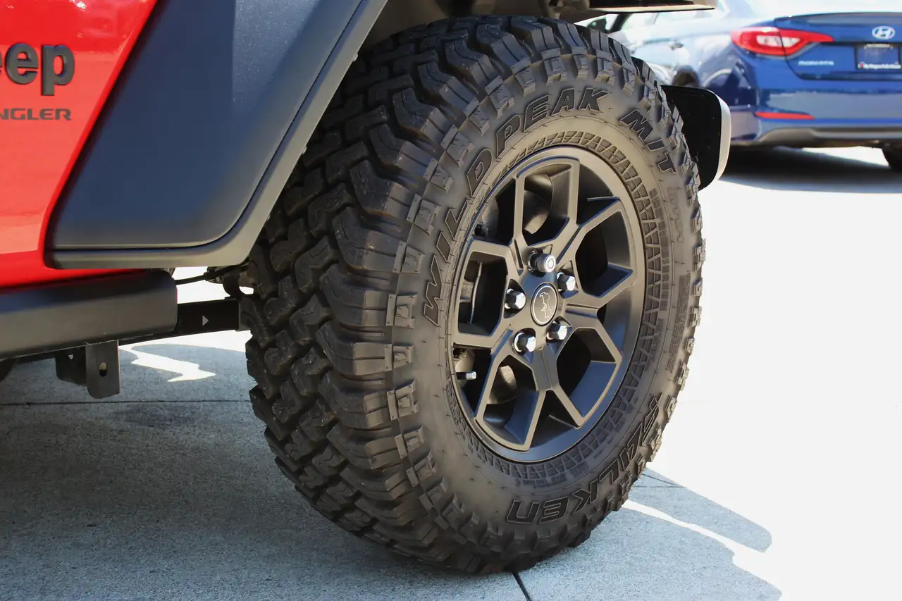 Jeep Wrangler снимка Jeep Wrangler