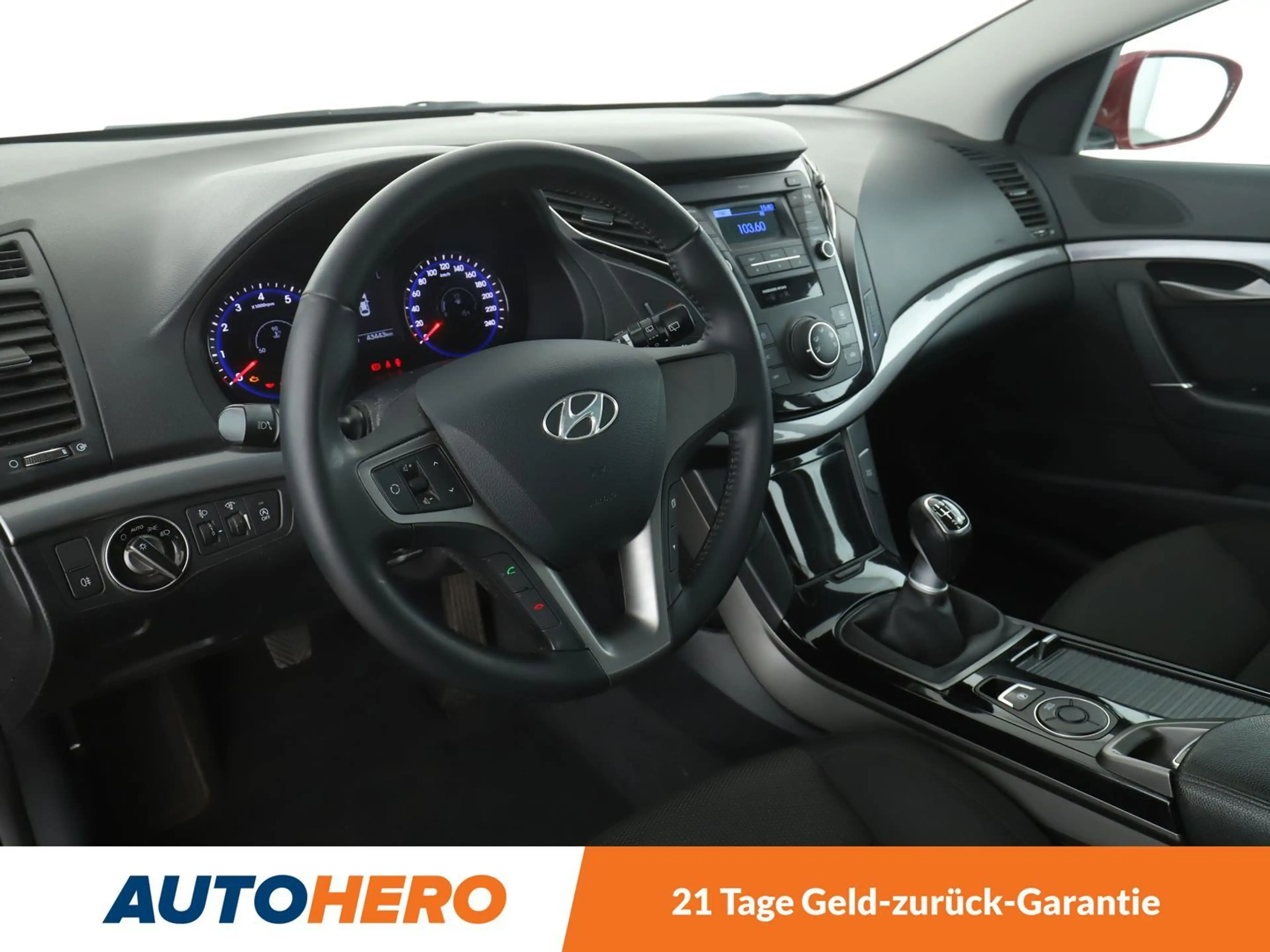 Hyundai i40 1.6 Classic Blue*PDC*KLIMA*GARANTIE* — photo 11