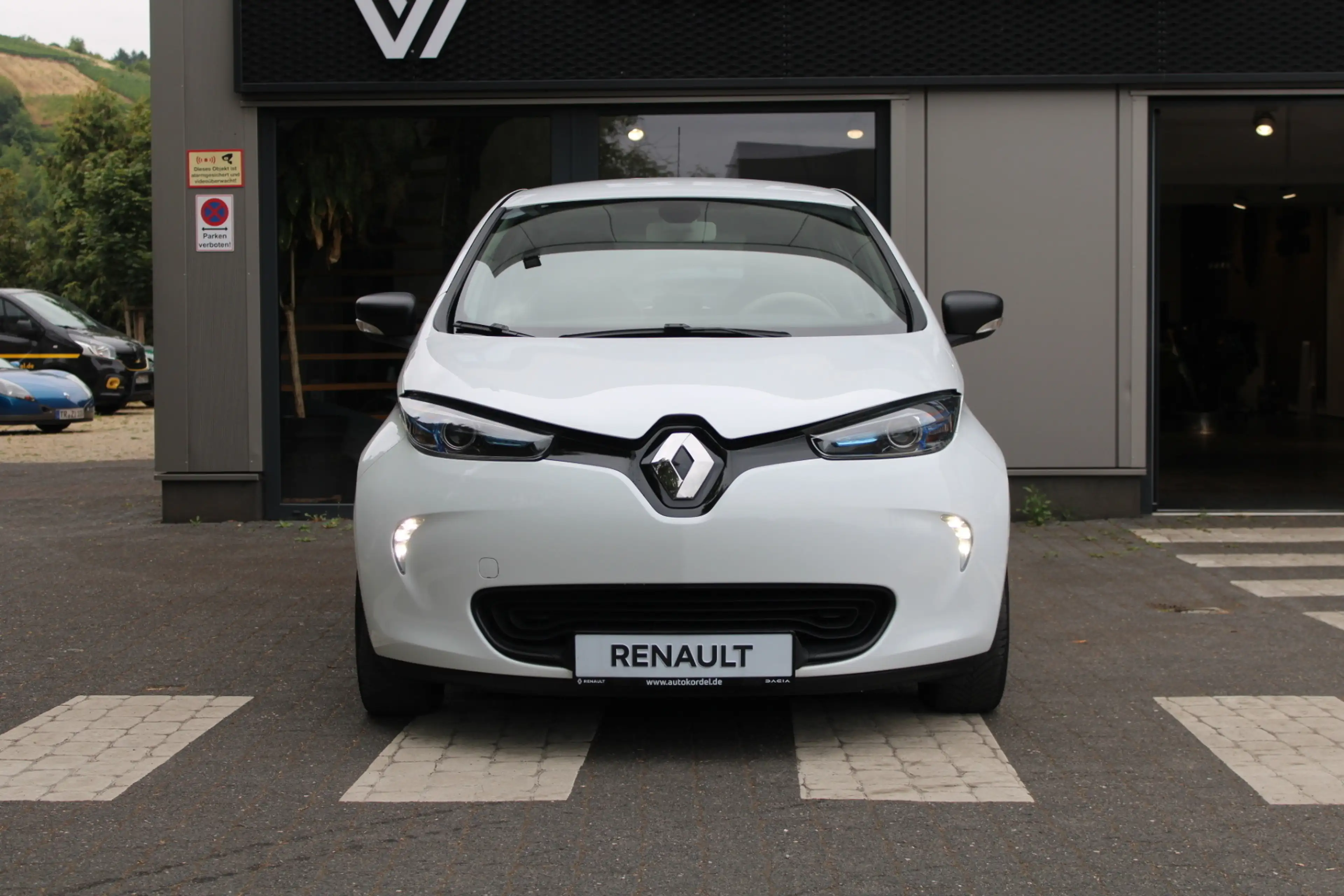 Renault ZOE Life Z.E. 40 (Miet-Batterie) — photo 2