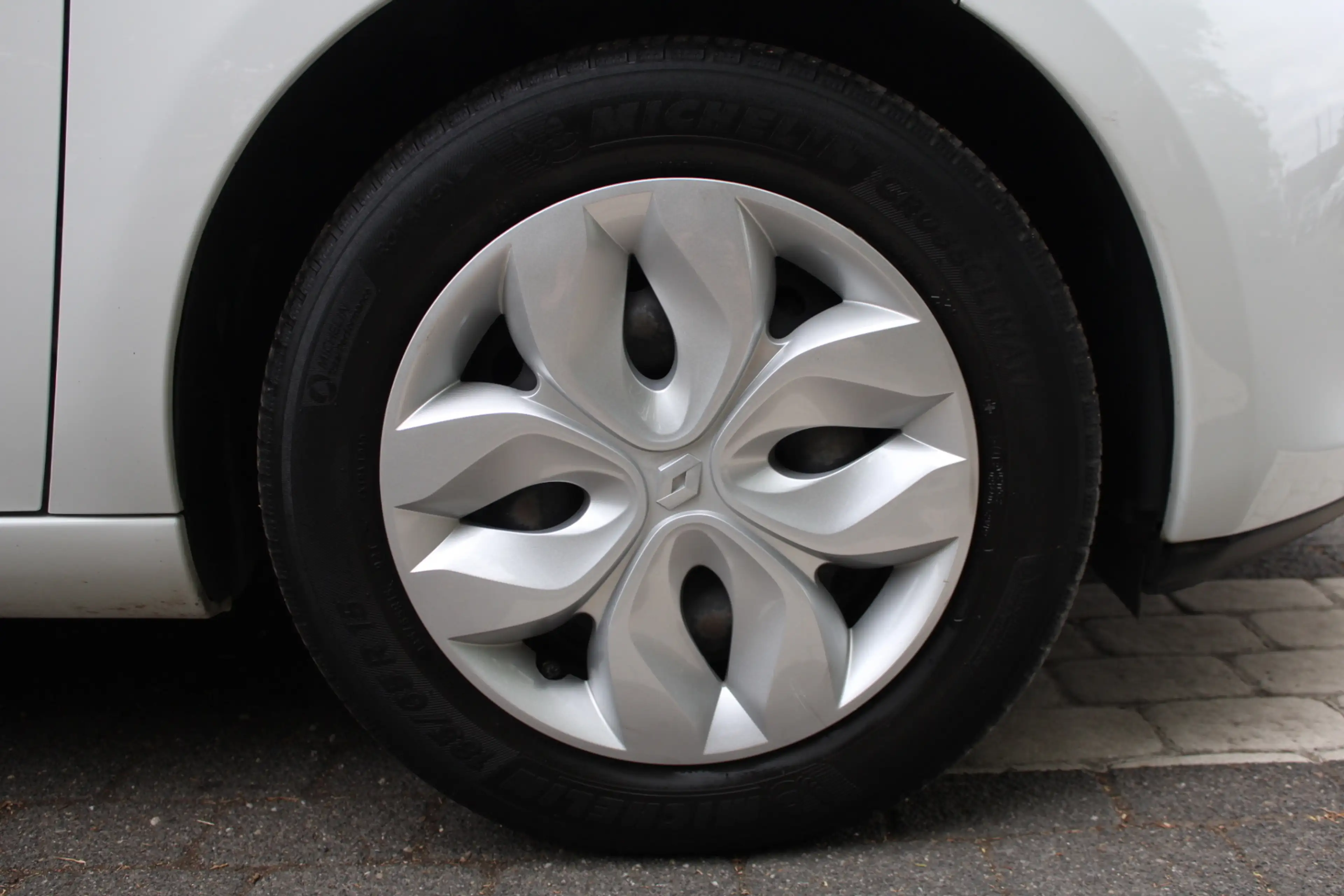 Renault ZOE Life Z.E. 40 (Miet-Batterie) — photo 6
