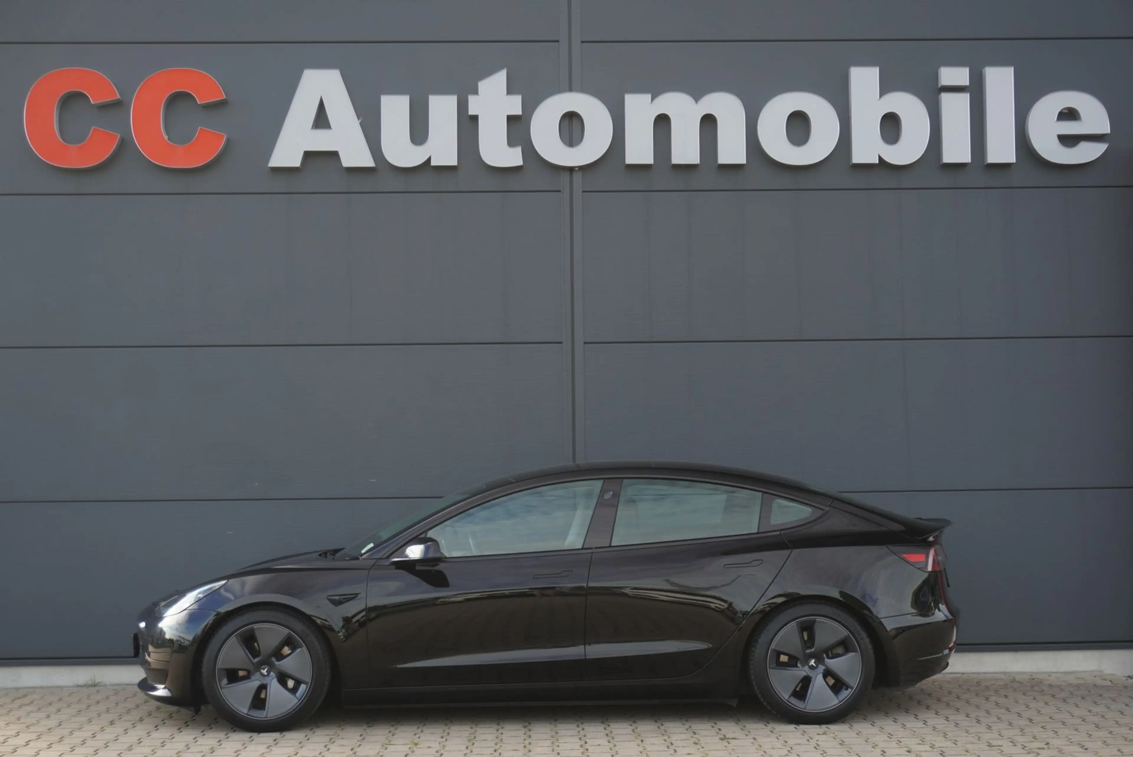 Tesla Model 3 RWD/Kameras/ST-Fahrwerk/Glasdach/325PS/