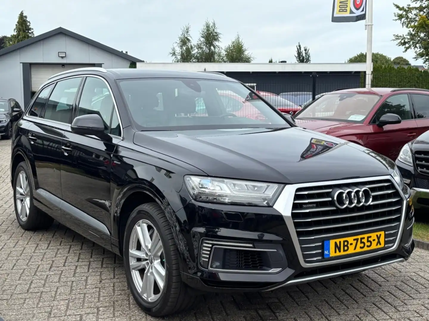 Audi Q7 e-tron 3.0 TDI Quattro Sport 2016 Zwart NL Auto Noir - 2