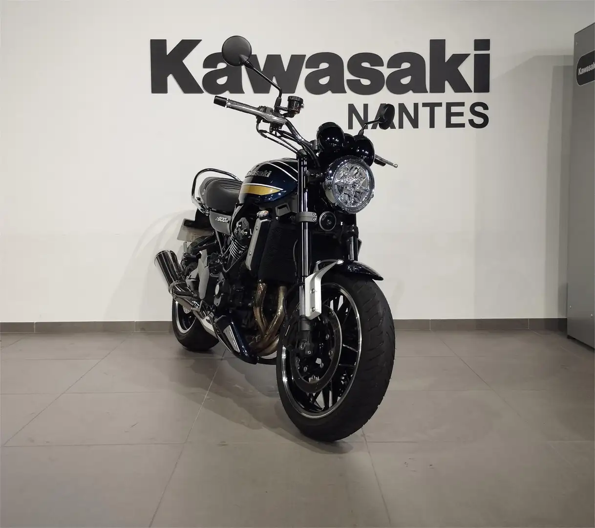 Kawasaki Z900RS Синий - 1