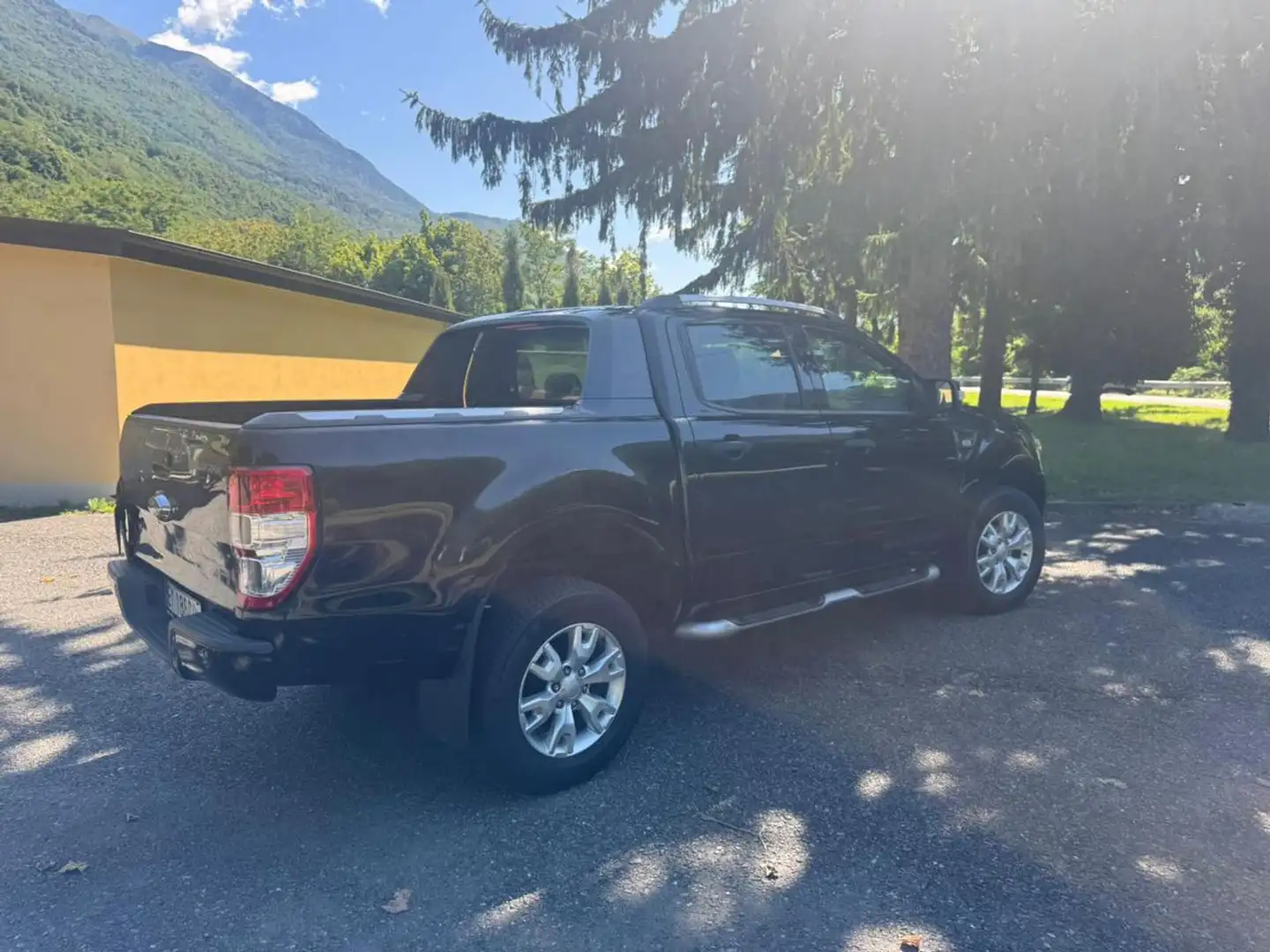 Ford RANGER  3.2 TDCi 4x4 Diesel WILDTRACK Nero - 2