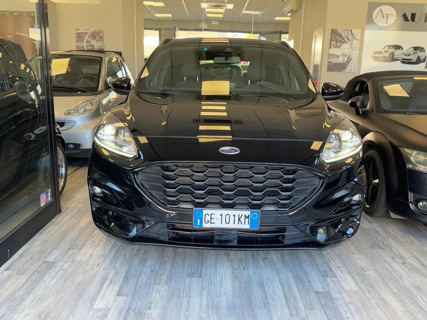 Ford Kuga Kuga 1.5 ecoblue ST-Line 2wd 120cv Negru - 1