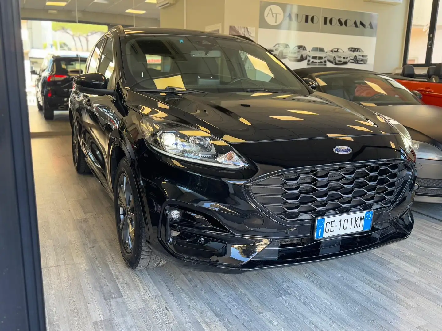 Ford Kuga Kuga 1.5 ecoblue ST-Line 2wd 120cv Negru - 2