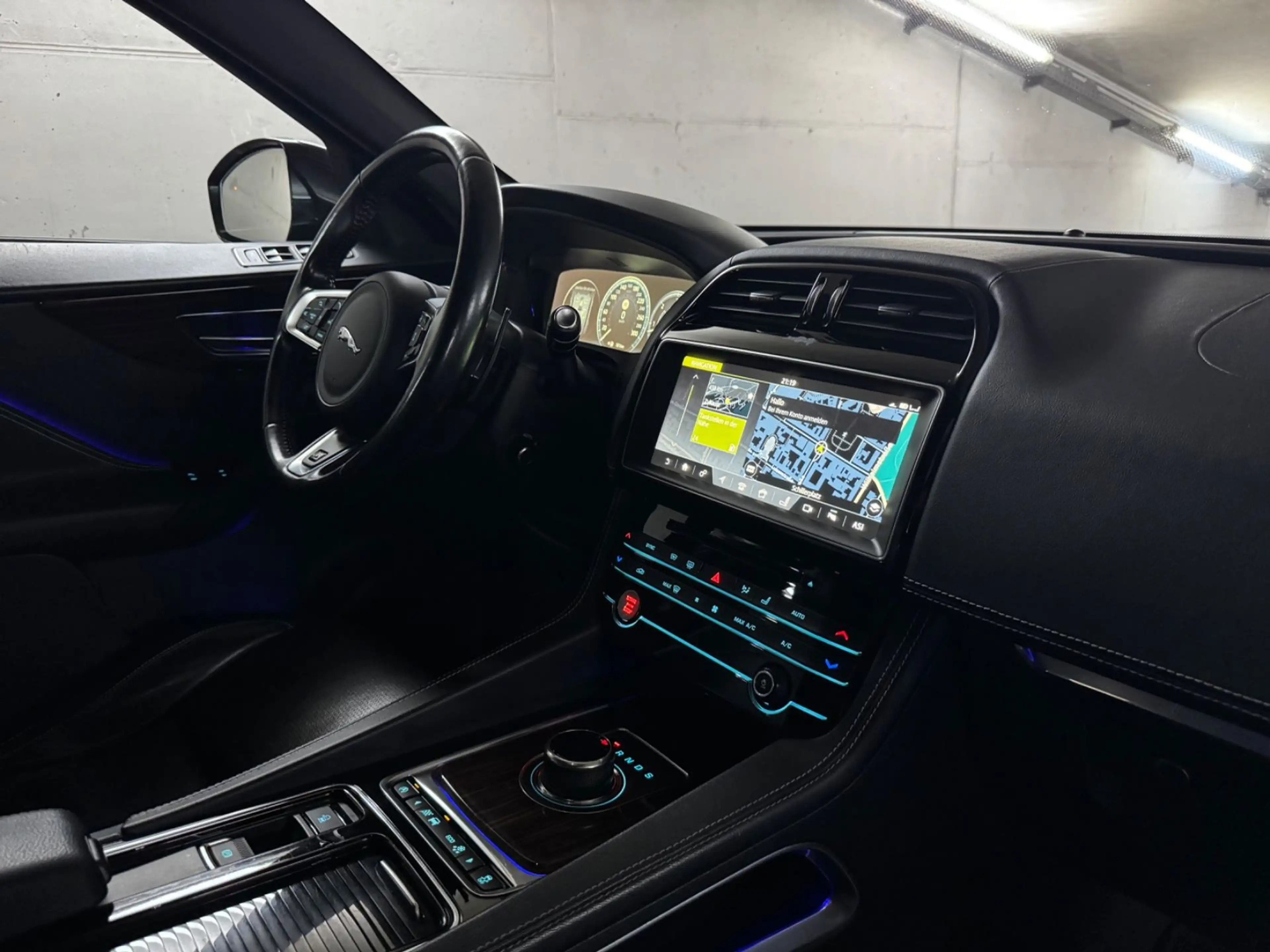 Jaguar F-Pace 3.0 S AWD |R-Sport|Pano|LED|Meridian|ACC| — photo 14