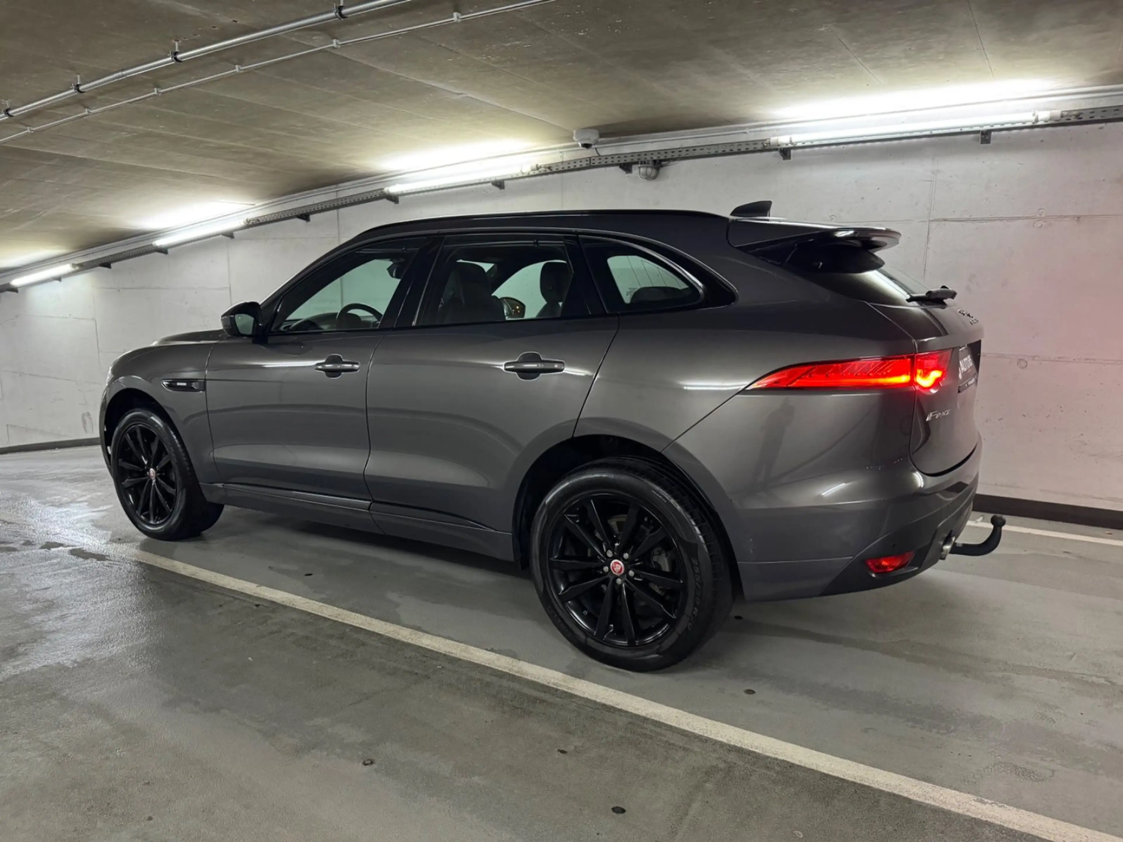 Jaguar F-Pace 3.0 S AWD |R-Sport|Pano|LED|Meridian|ACC| — photo 3