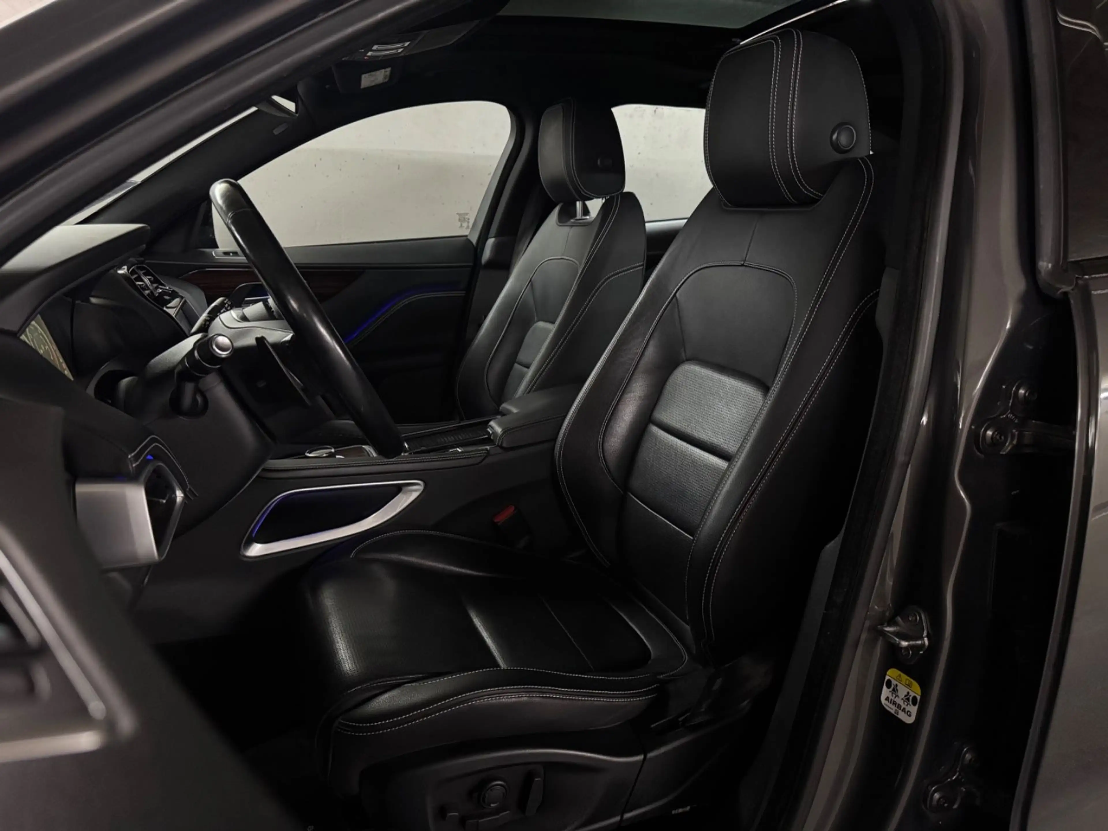 Jaguar F-Pace 3.0 S AWD |R-Sport|Pano|LED|Meridian|ACC| — photo 9