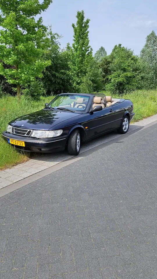 Saab 900 2.3i Cabrio SE, foto 1