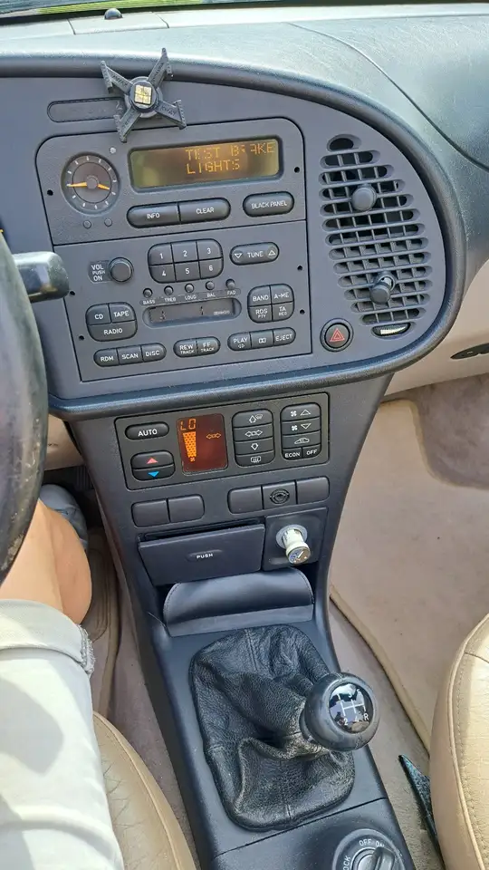 Saab 900 2.3i Cabrio SE, foto 12