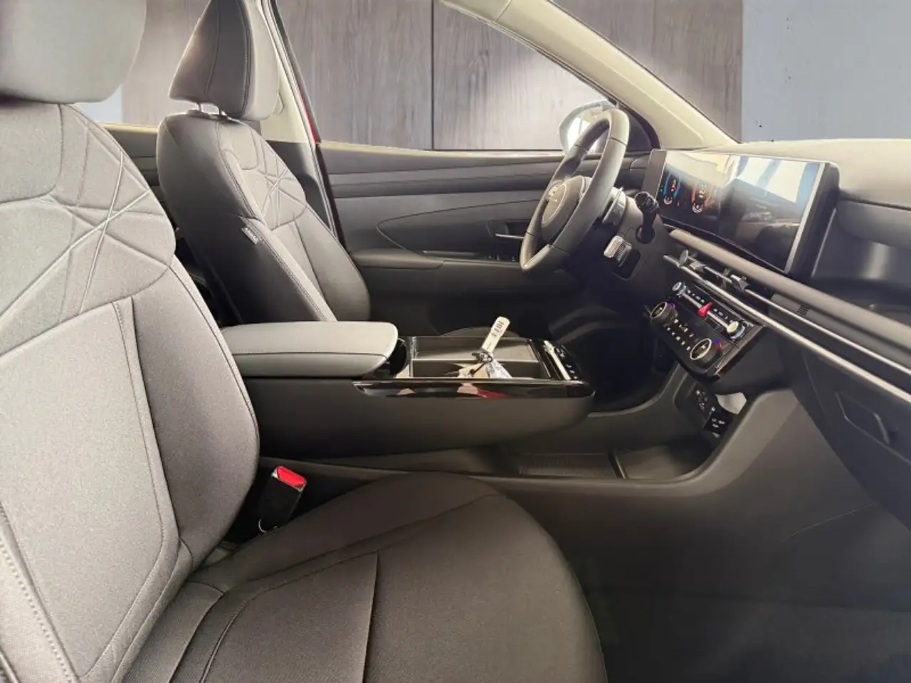 Hyundai TUCSON 1.6 T-GDI HEV 239PS Navi/LED/Kamera/Keyless *, миниатюра 16