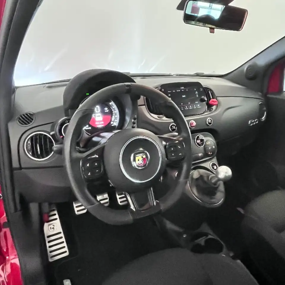 Abarth 695 2024 — фото 10