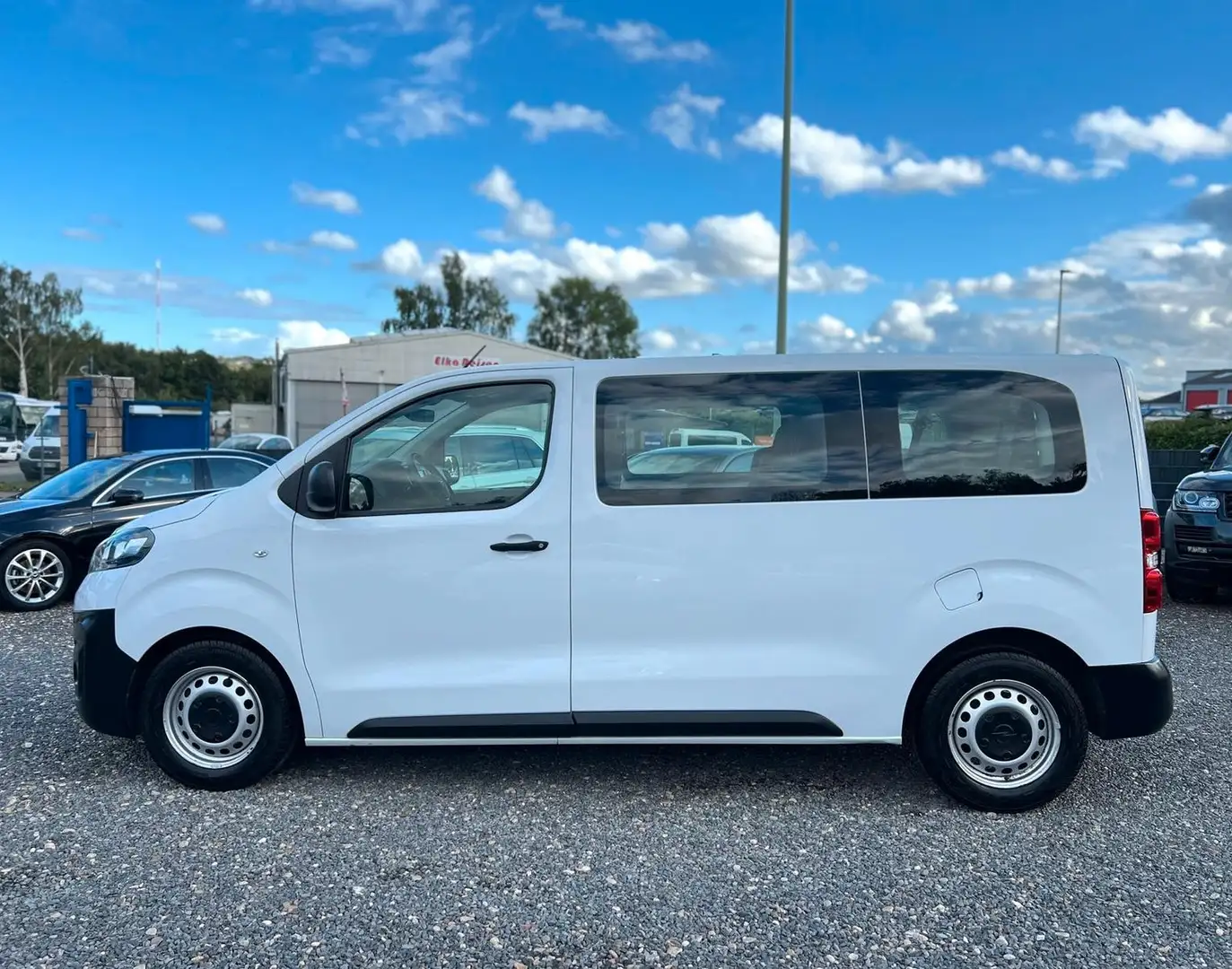 Opel Vivaro VIVARO-9SITZE-NAVI-DAB-PDC-TEMPOMAT-KLIMA Weiß - 2
